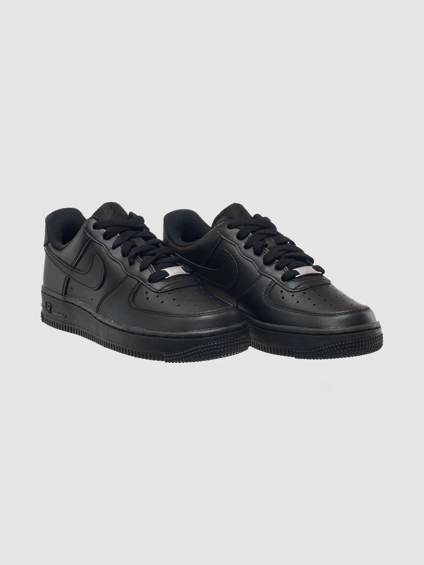 Кроссовки NIKE Air Force 1 '07 модель DD8959-001 Фото