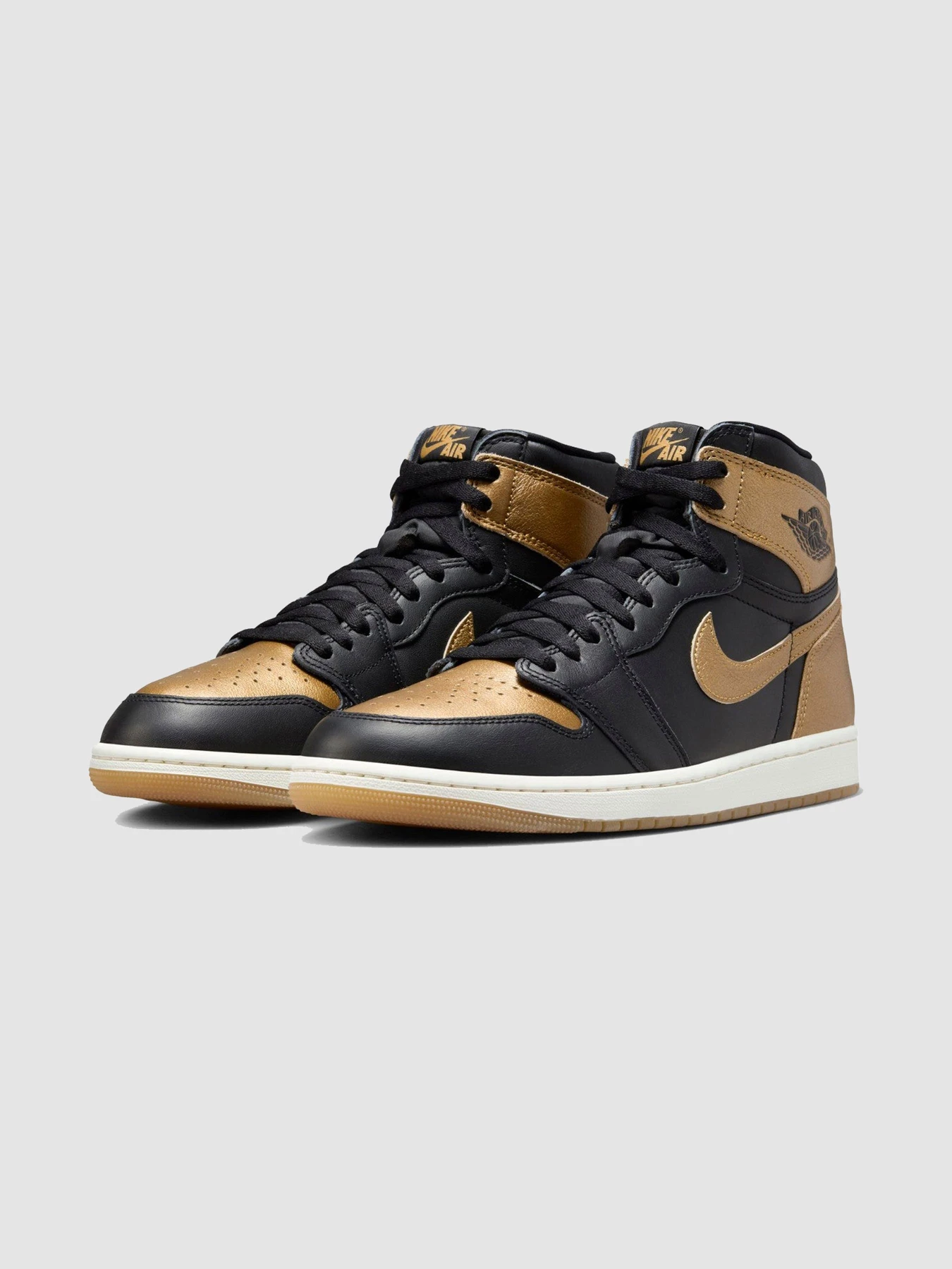 Кросівки Jordan 1 Retro High Og "Black And Gold" модель DZ5485-071 Фото