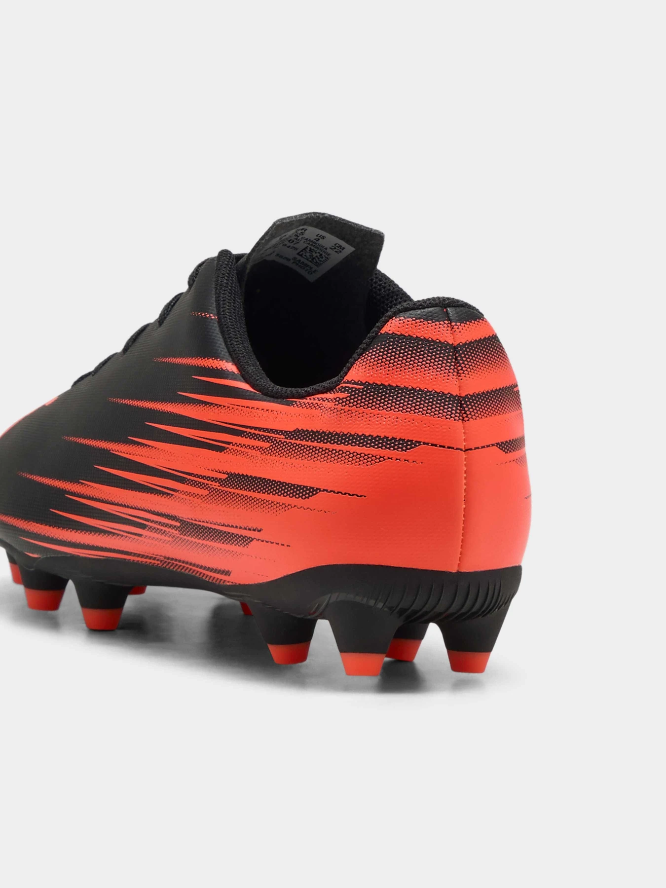 Кросівки PUMA Attacanto Ii Fg/ag Jr модель 108496 Кросівки PUMA Attacanto Ii Fg/ag Jr модель 108496 Фото
