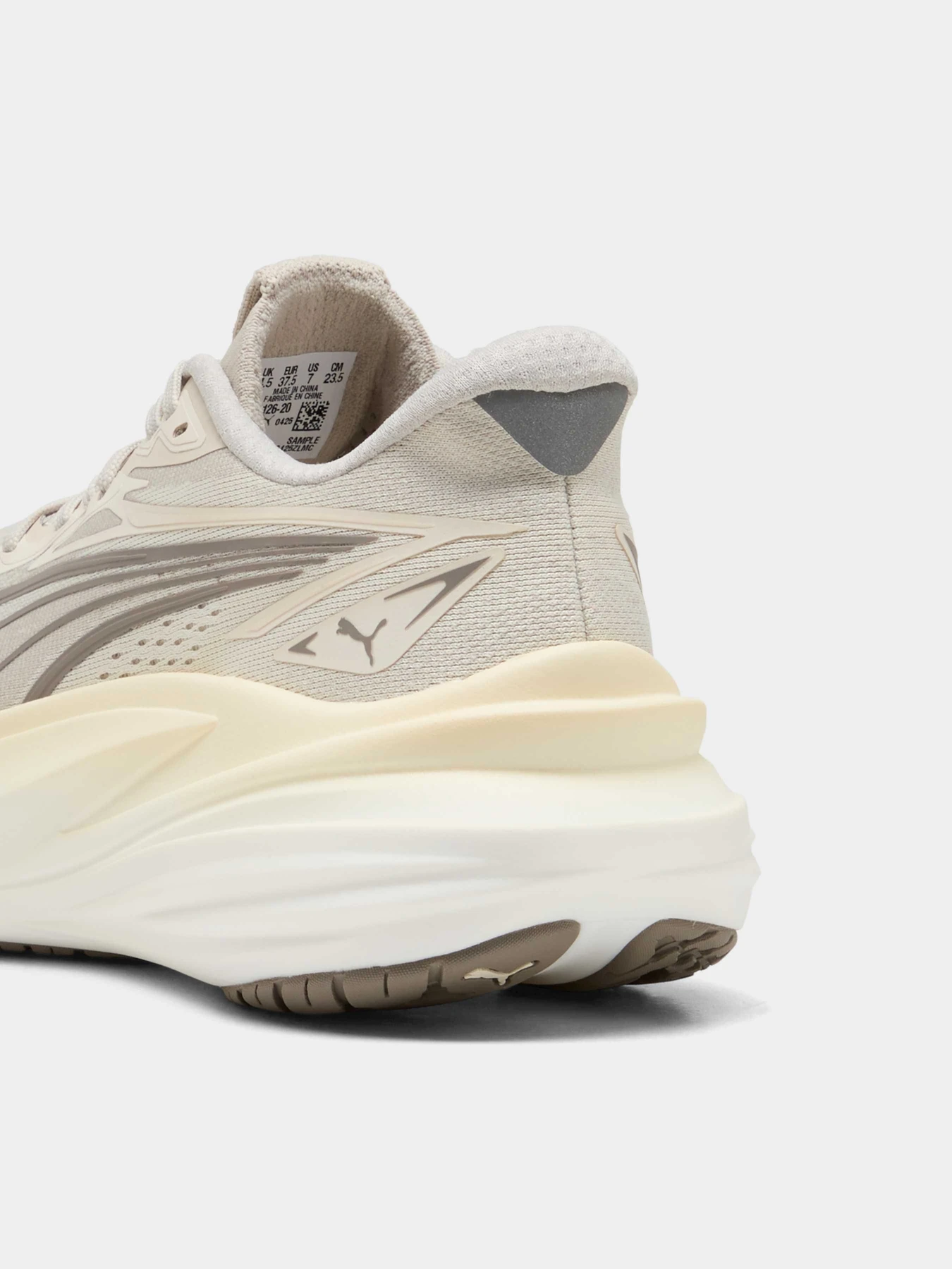 Кросівки PUMA Magmax Nitro 2 Wns модель 312126 Фото
