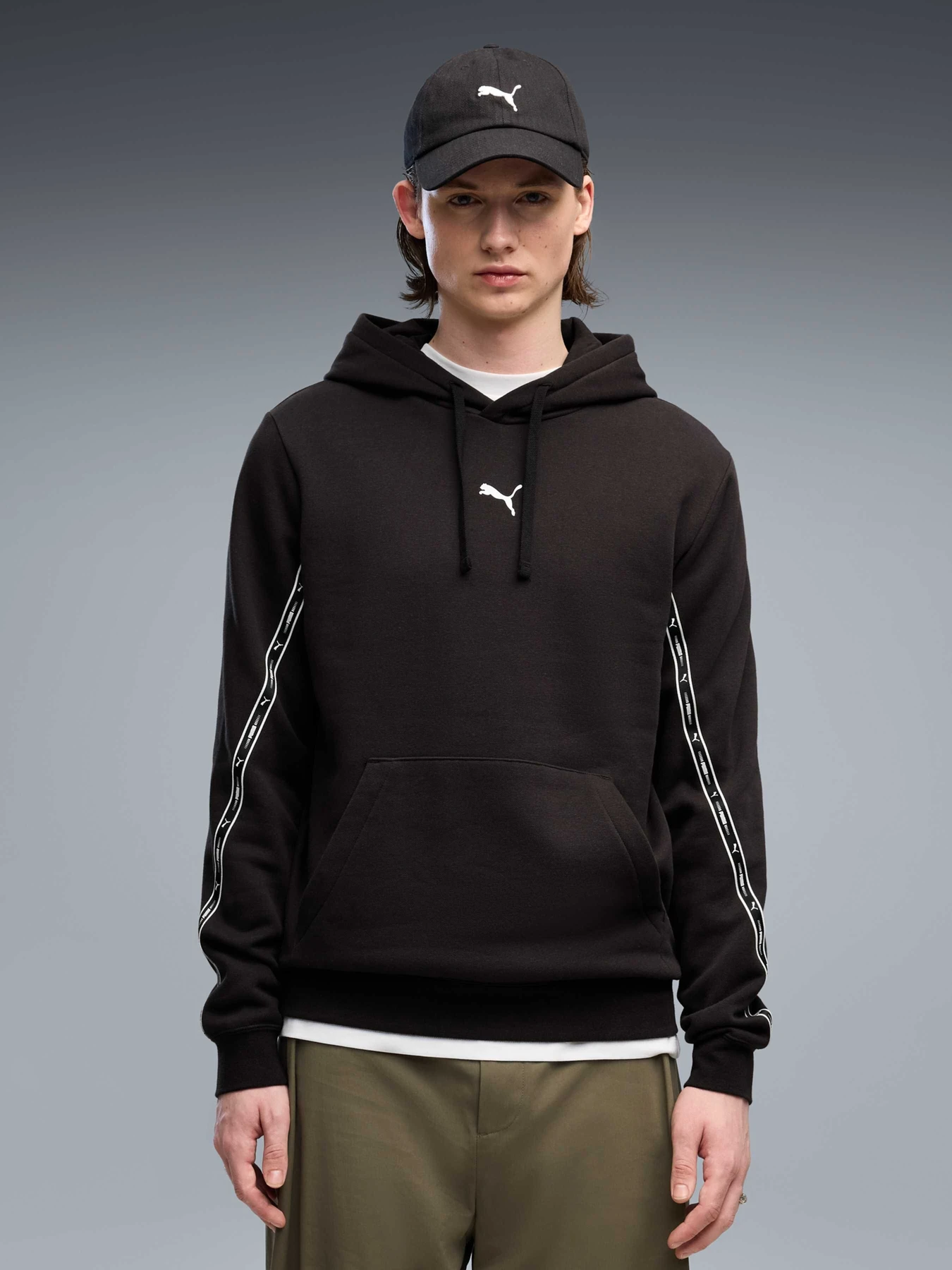 Худи и свитшоты PUMA Ess Tape Hoodie модель 694339 Фото