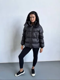 Куртки и дубленки UVENTUM модель Tecca-ek-BLCK Фото