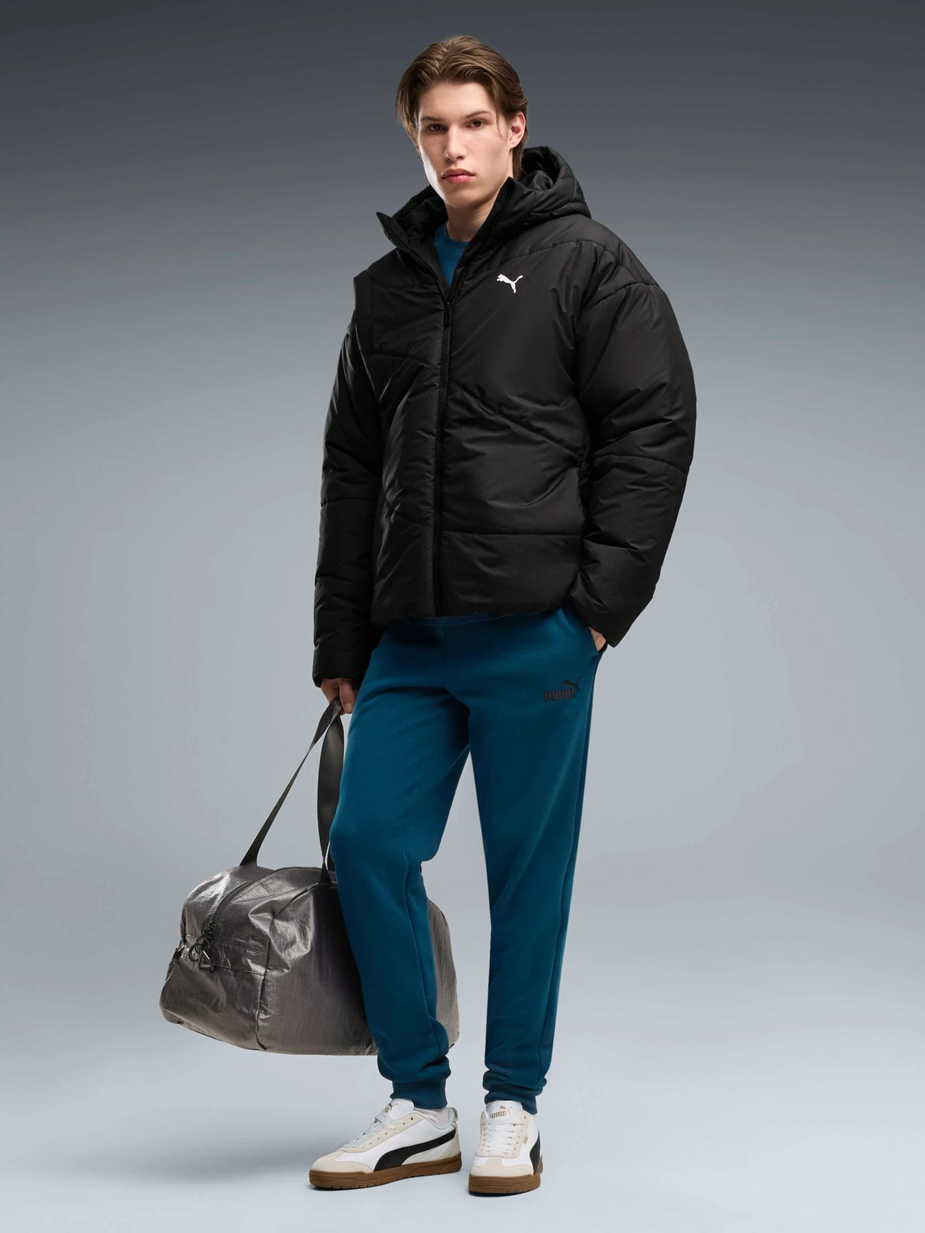 Штани PUMA Ess No. 1 Logo Sweatpants модель 682607 Штани PUMA Ess No. 1 Logo Sweatpants модель 682607 Фото