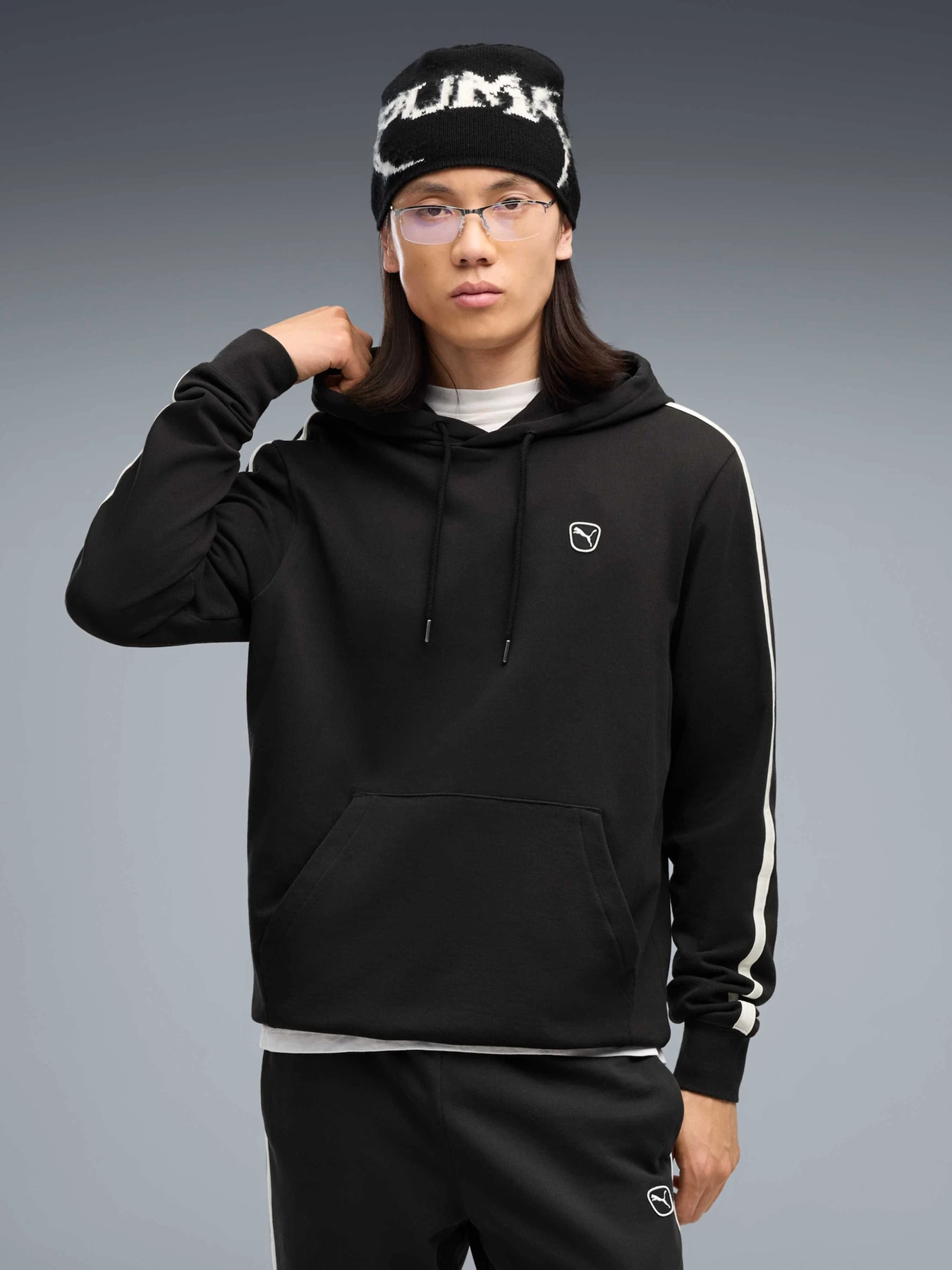 Худи и свитшоты PUMA Ess Elevated Hoodie модель 692016 Худи и свитшоты PUMA Ess Elevated Hoodie модель 692016 Фото