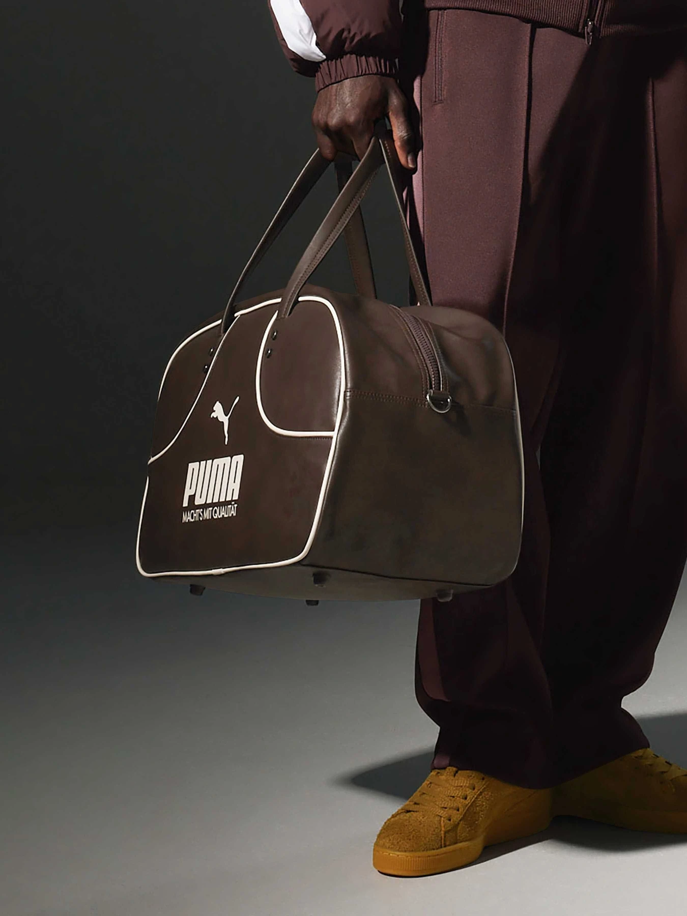 Сумки PUMA 1976 Archive Grip Bag модель 092318 Фото