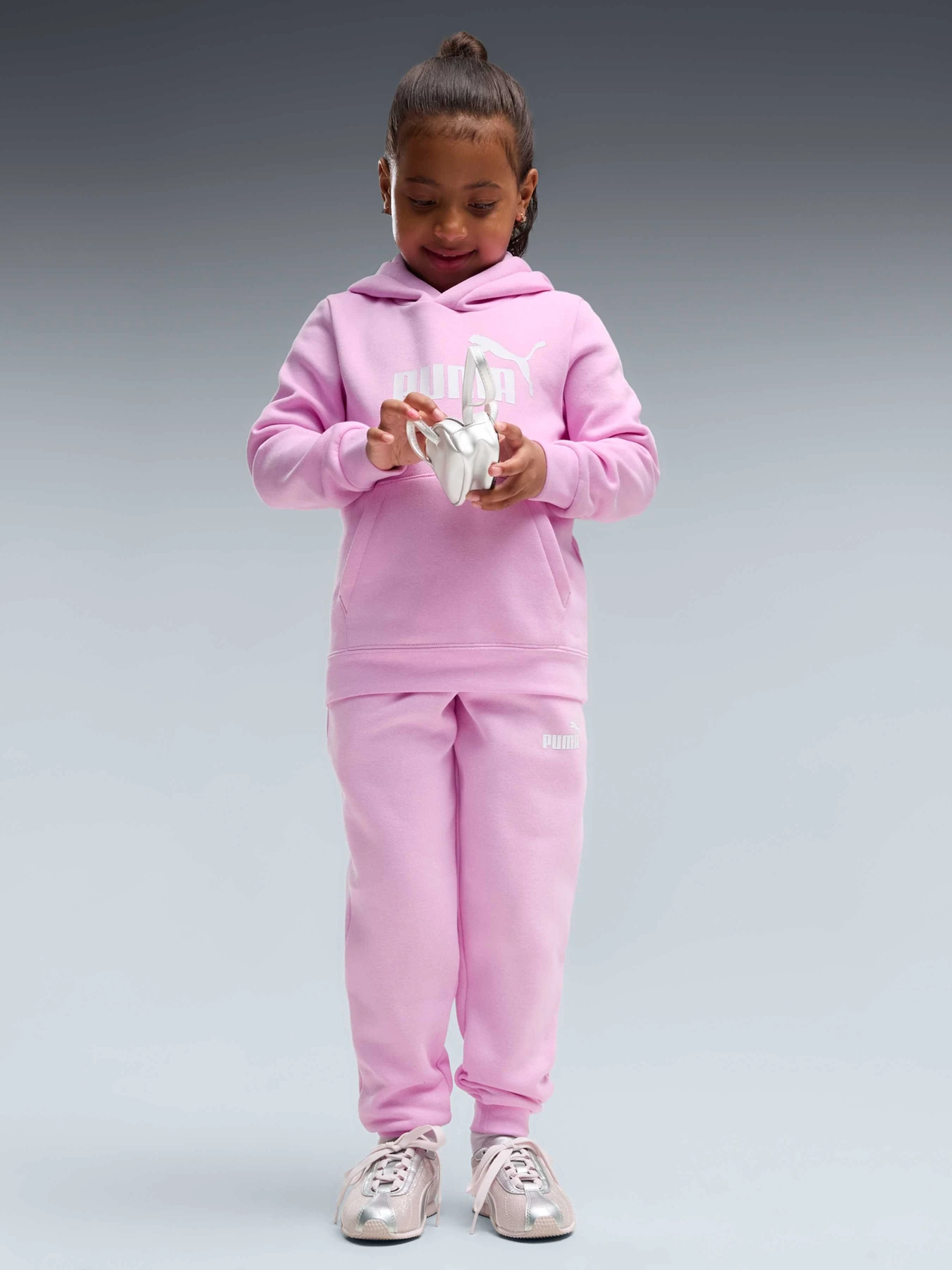 Костюми PUMA Ess No.1 Logo Sweat Suit модель 685238 Костюми PUMA Ess No.1 Logo Sweat Suit модель 685238 Фото
