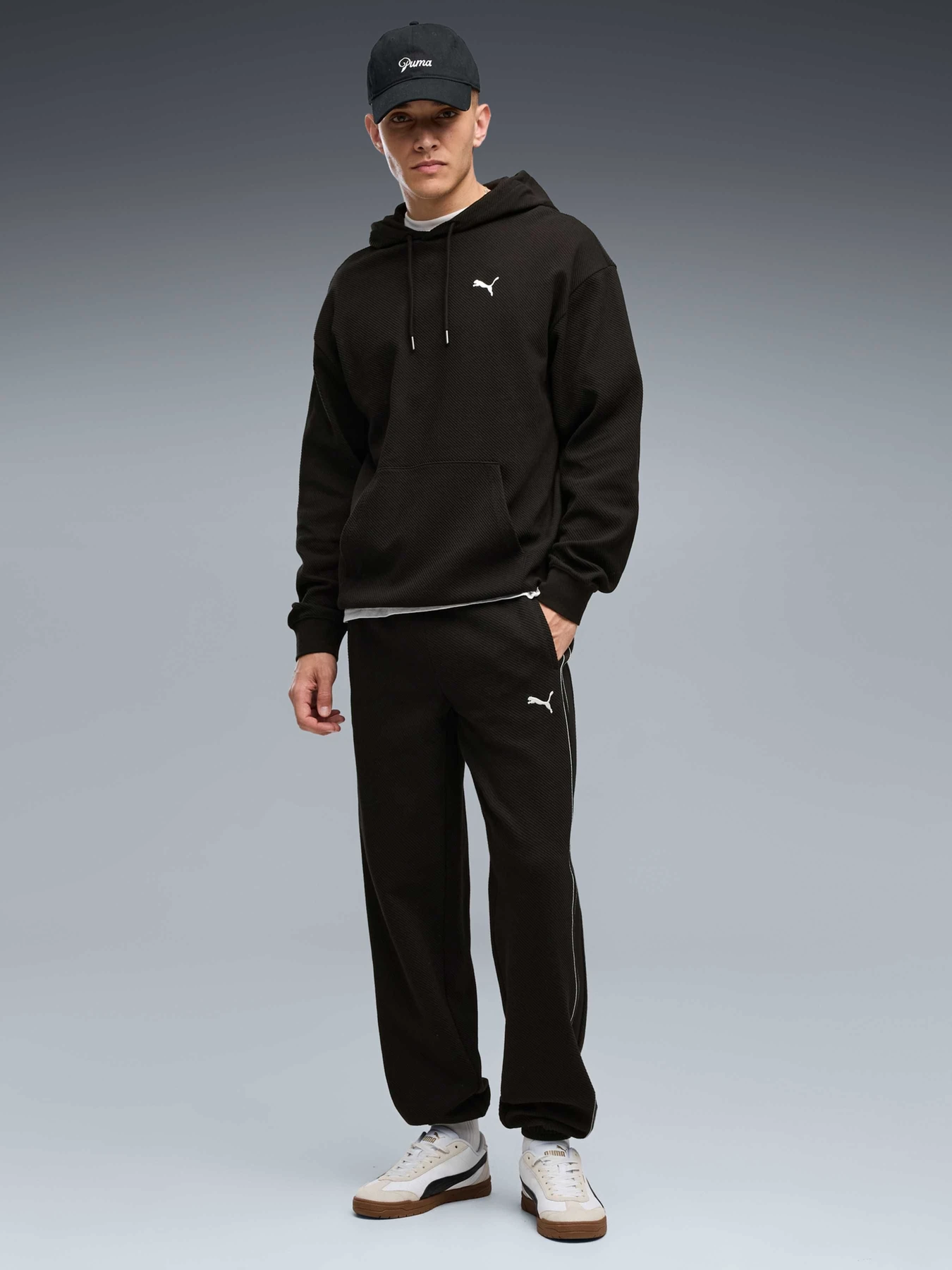 Брюки PUMA Class Elevated Sweatpan модель 694300 Фото