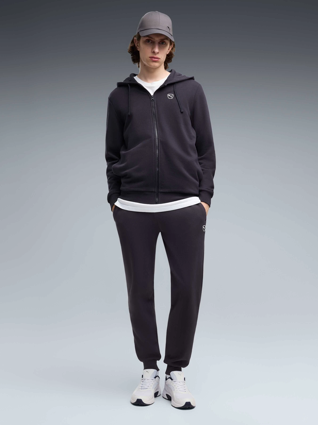 Костюмы PUMA Ess Elevated Suit Fl модель 695216 Костюмы PUMA Ess Elevated Suit Fl модель 695216 Фото