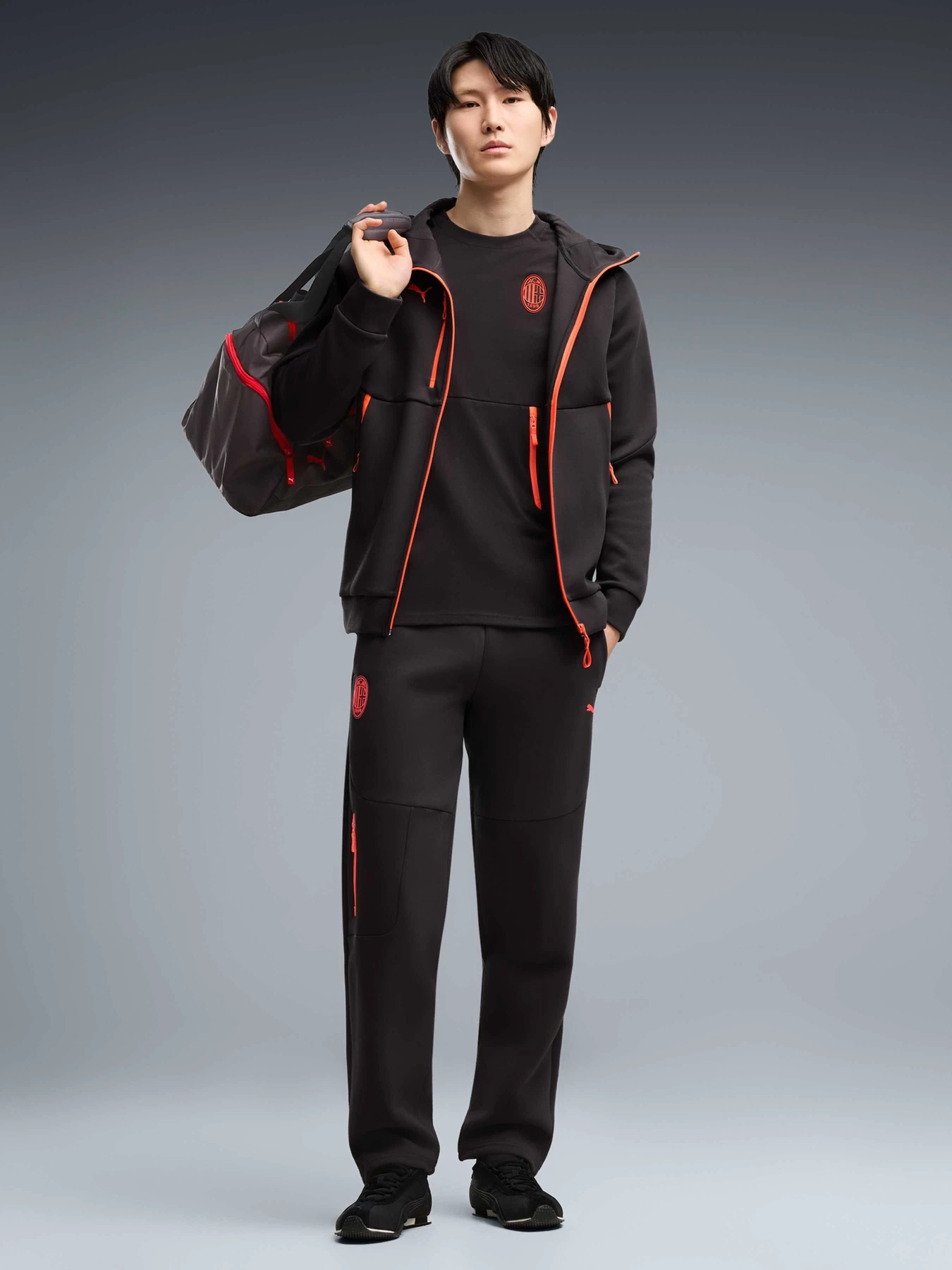 Штани PUMA Acm Tech Sweatpants модель 786686 Фото