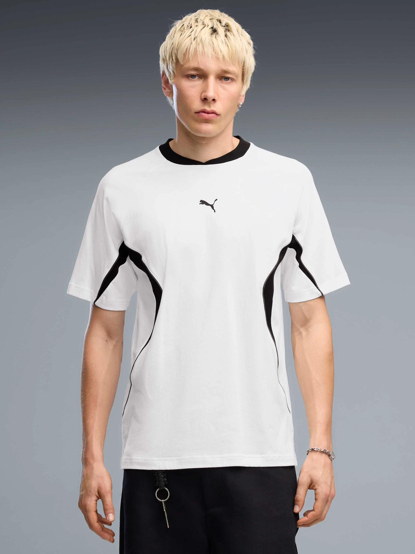 Футболки и поло PUMA Sport Relaxed Blocking модель 694328 Футболки и поло PUMA Sport Relaxed Blocking модель 694328 Фото