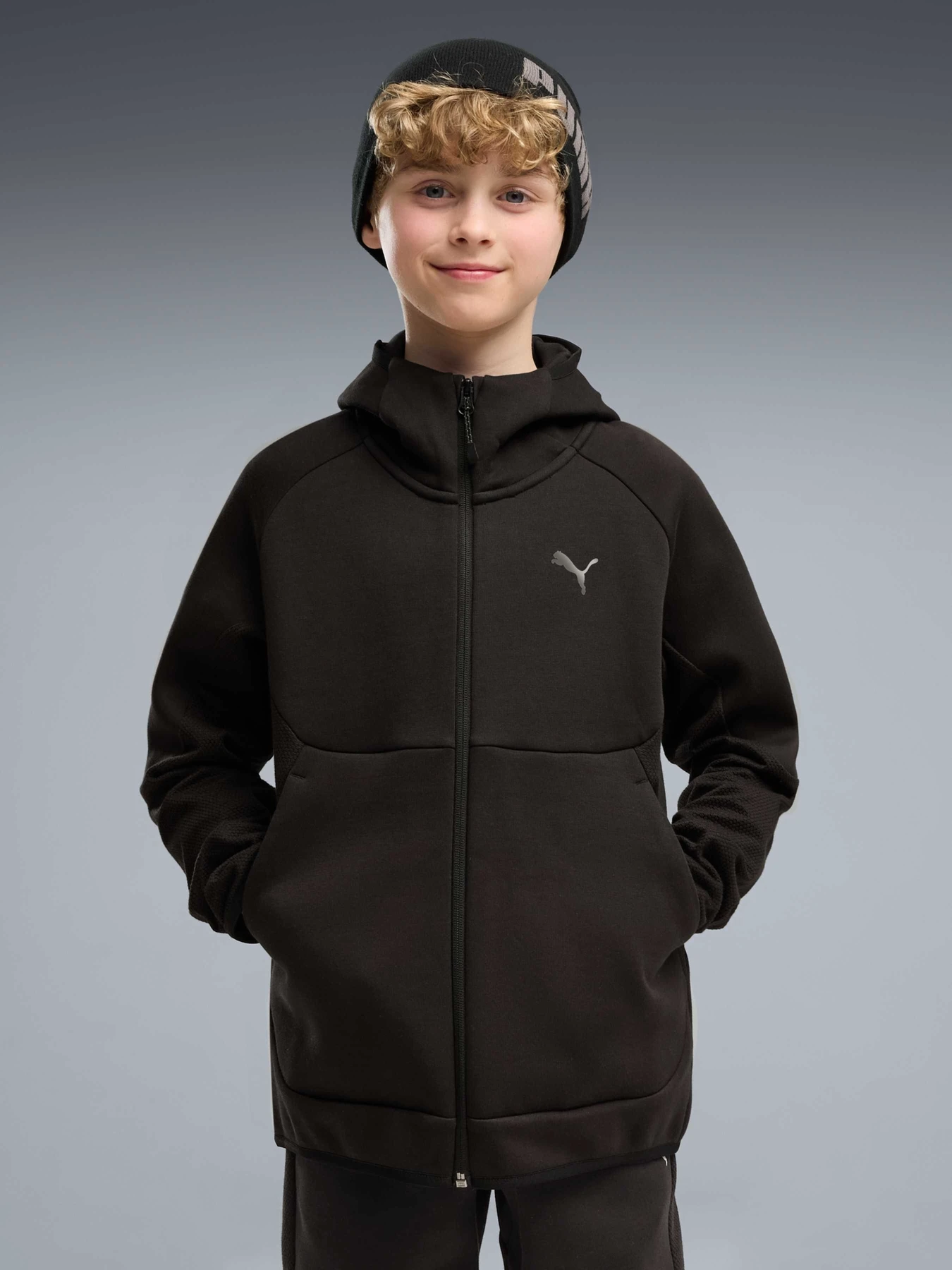 Худі та світшоти PUMA Tech Full-zip Hoodie модель 694733 Худі та світшоти PUMA Tech Full-zip Hoodie модель 694733 Фото