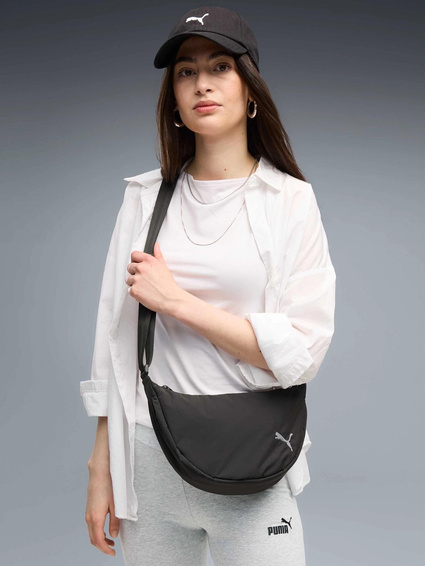 Сумки PUMA Her Half Moon Bag модель 092769 Фото