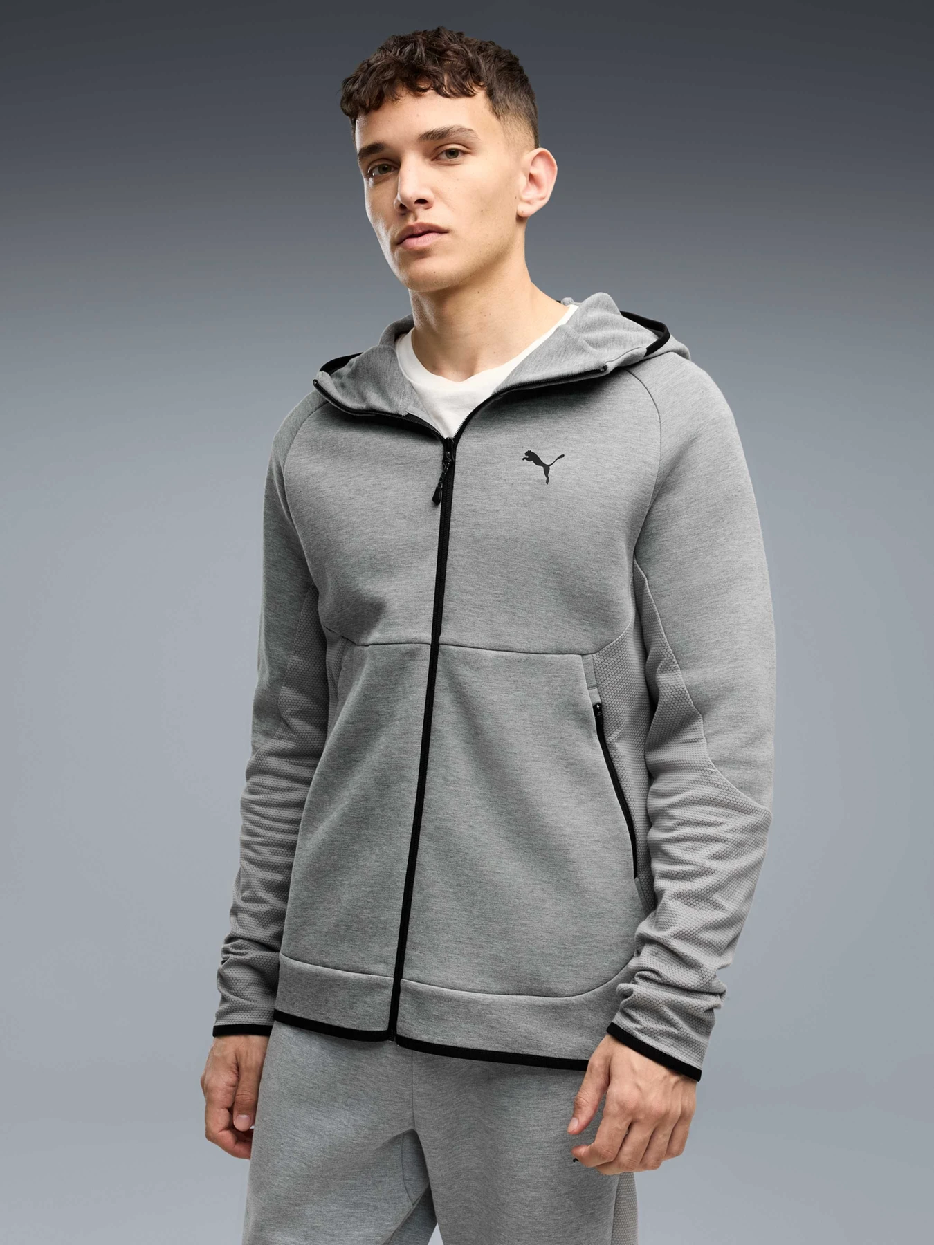 Худі та світшоти PUMA Tech Full-zip Hoodie модель 693951 Худі та світшоти PUMA Tech Full-zip Hoodie модель 693951 Фото