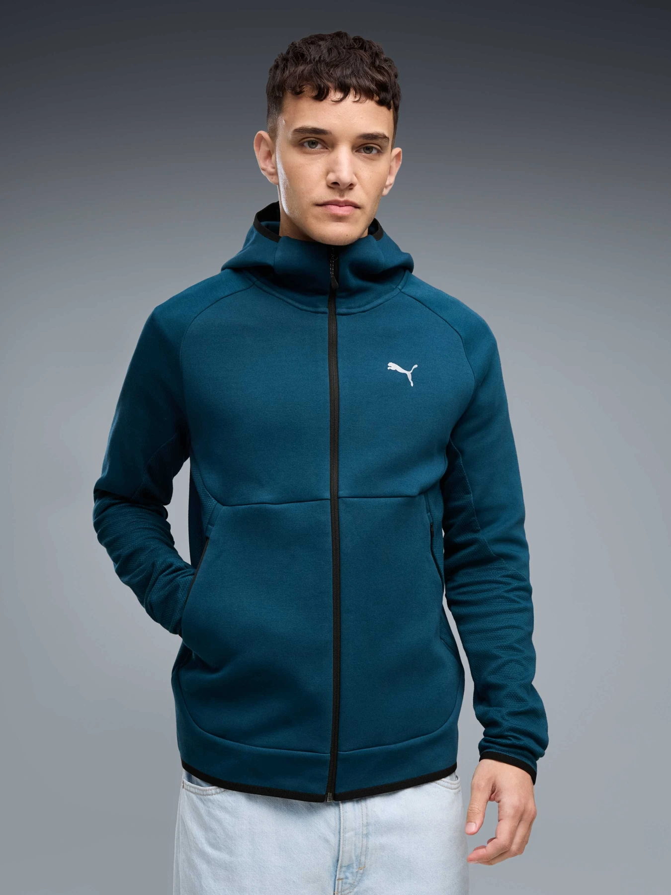 Худи и свитшоты PUMA Tech Full-zip Hoodie модель 693951 Фото