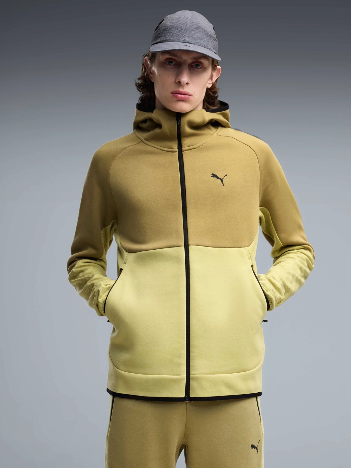 Худі та світшоти PUMA Tech Full-zip Hoodie модель 693951 Худі та світшоти PUMA Tech Full-zip Hoodie модель 693951 Фото