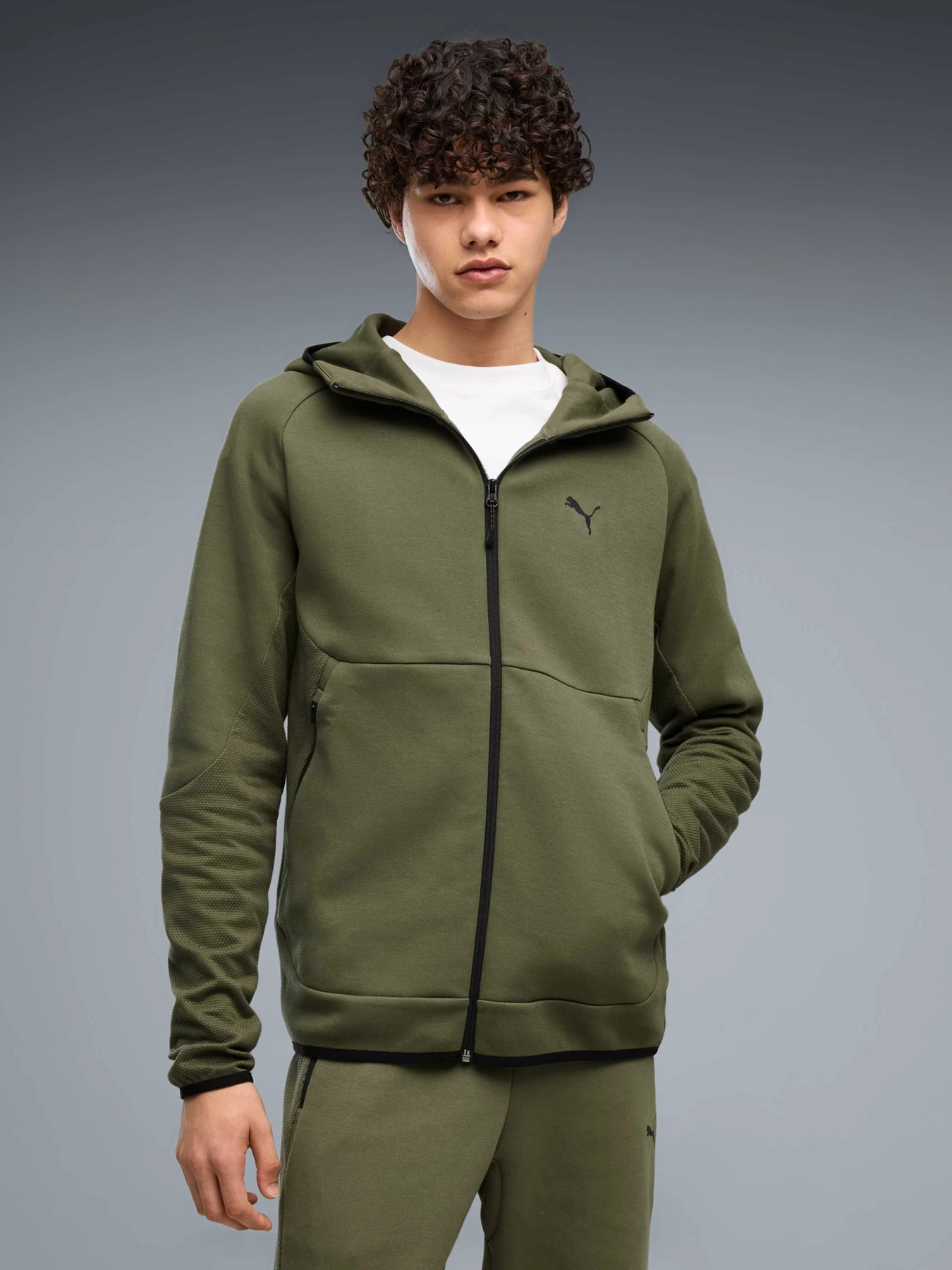 Худи и свитшоты PUMA Tech Full-zip Hoodie модель 693951 Фото