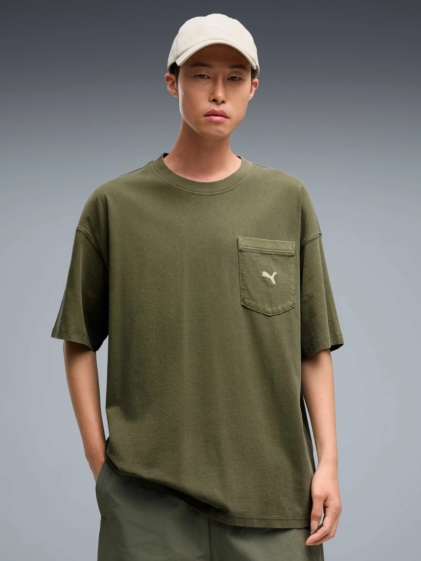 Футболки і поло PUMA Select Essentials Tee модель 637228 Фото