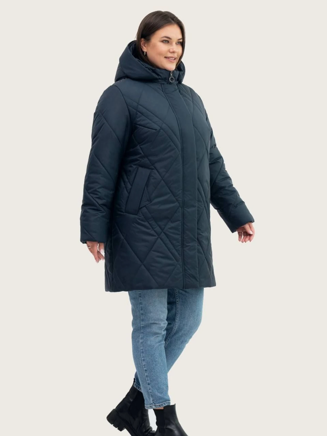 Куртки и дубленки UVENTUM модель LRD-12-1-GRN Куртки и дубленки UVENTUM модель LRD-12-1-GRN Фото
