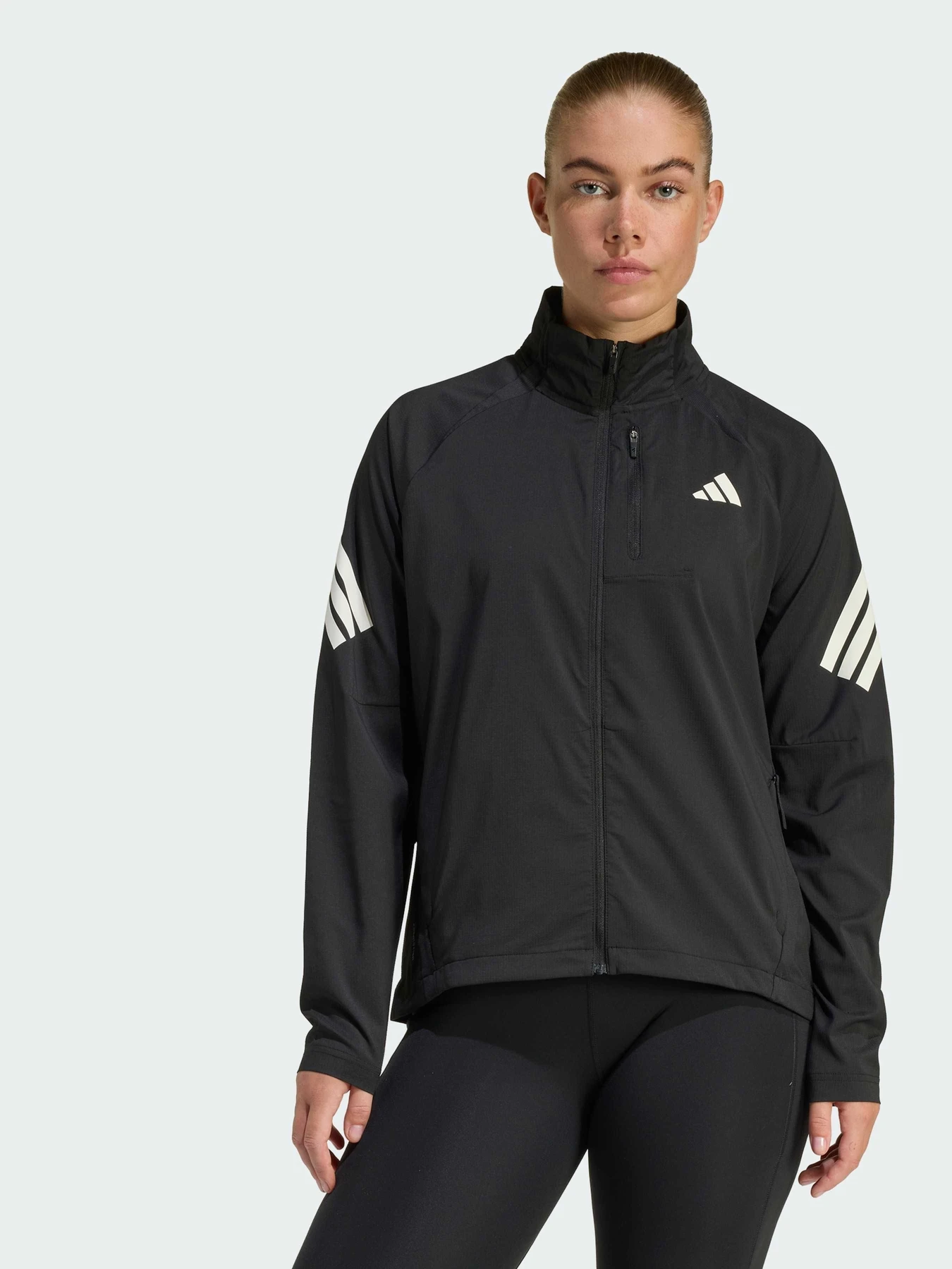 Куртки и дубленки Adidas модель JZ5145 Куртки и дубленки Adidas модель JZ5145 Фото
