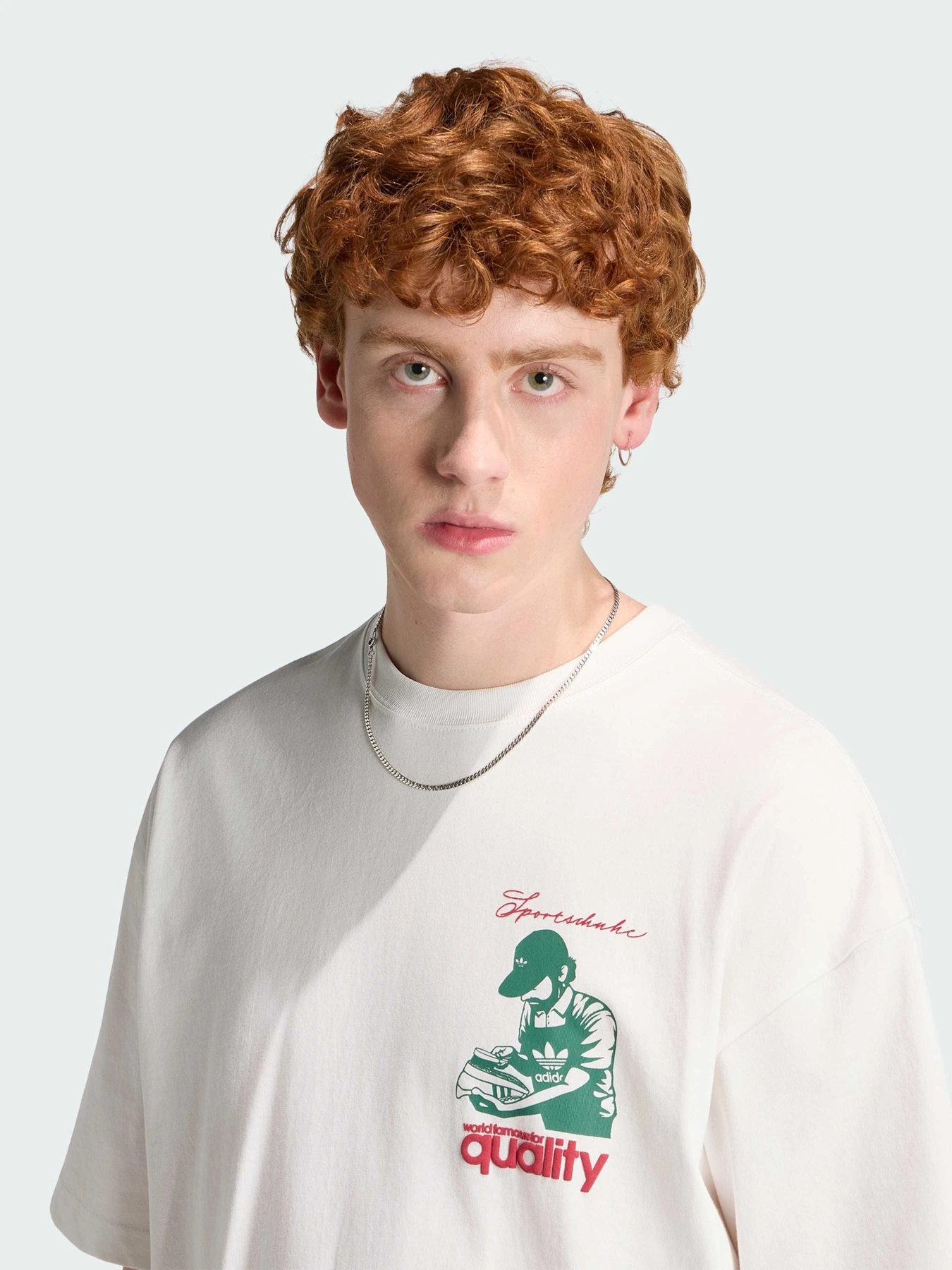 Футболки и поло Adidas Graphics модель IA5976 Футболки и поло Adidas Graphics модель IA5976 Фото