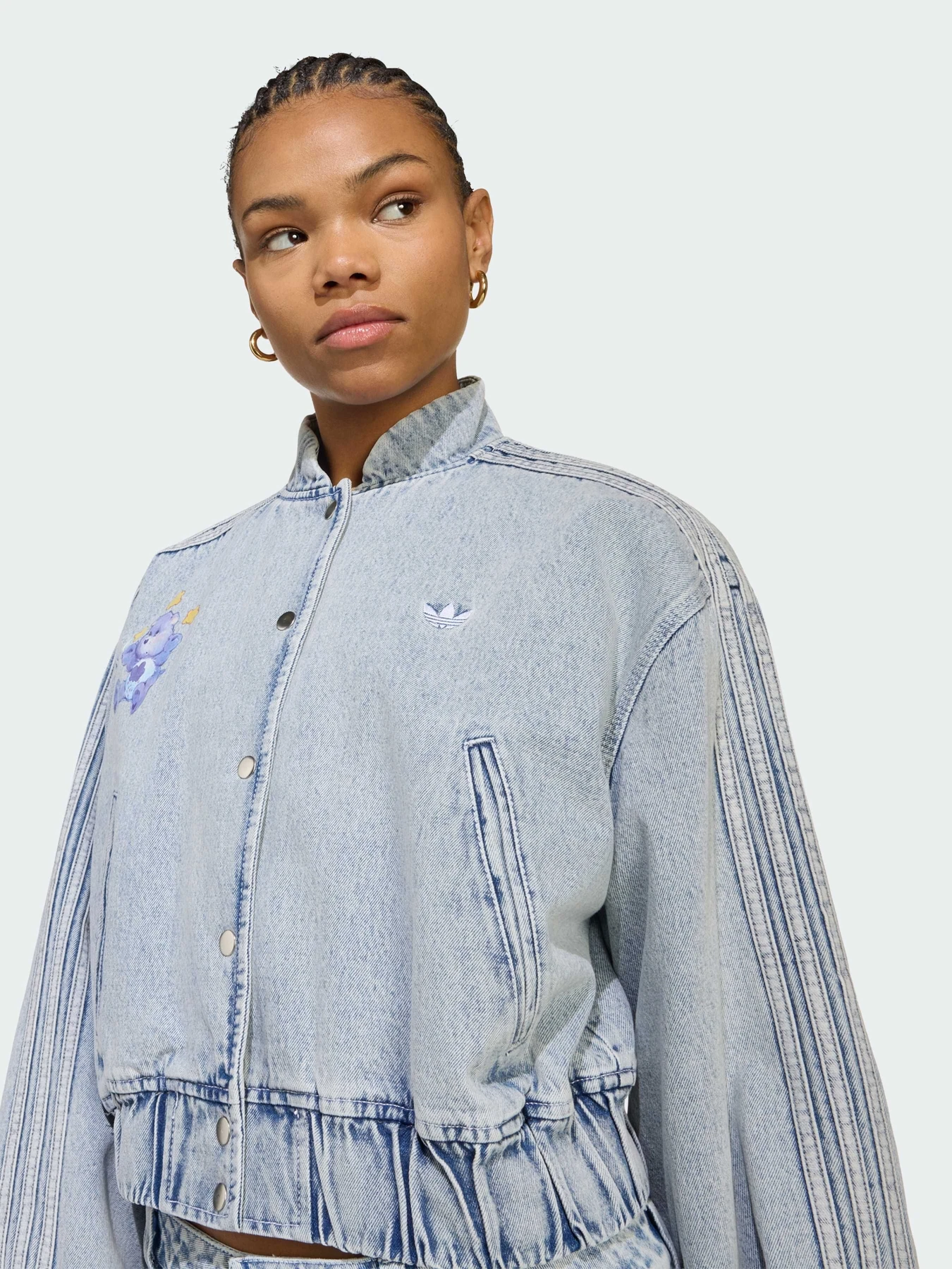 Куртки и дубленки Adidas Graphics модель KQ6747 Куртки и дубленки Adidas Graphics модель KQ6747 Фото