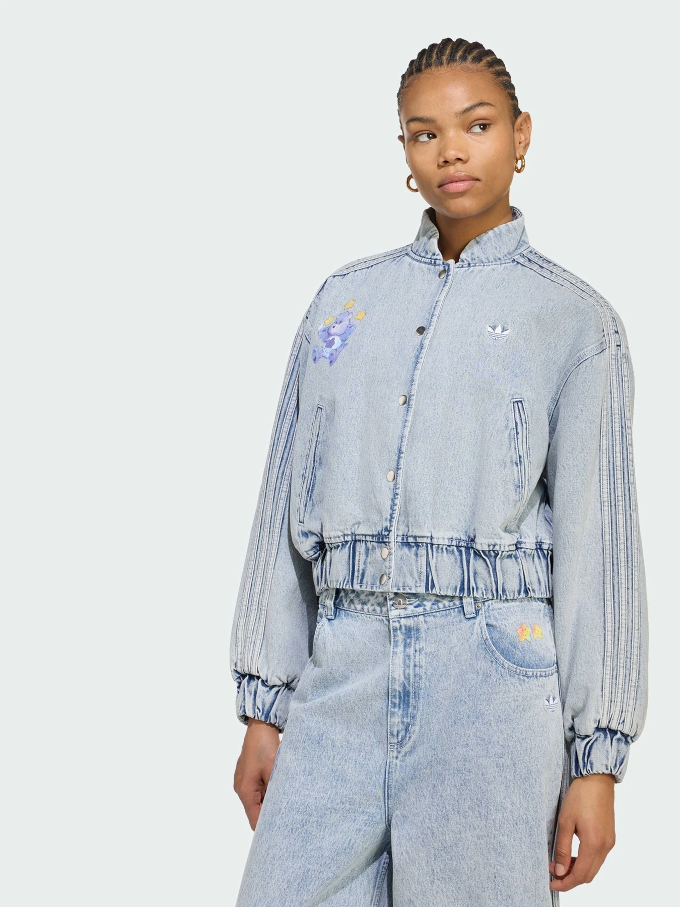 Куртки и дубленки Adidas Graphics модель KQ6747 Куртки и дубленки Adidas Graphics модель KQ6747 Фото