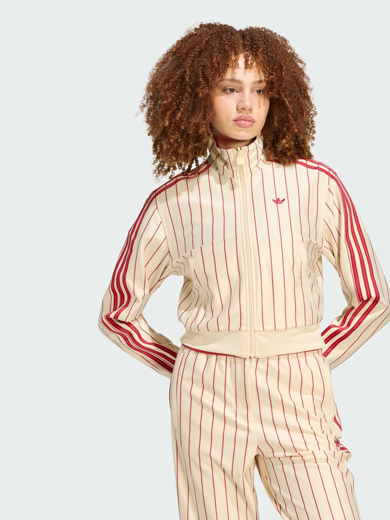Худі та світшоти Adidas модель KT1850 Фото