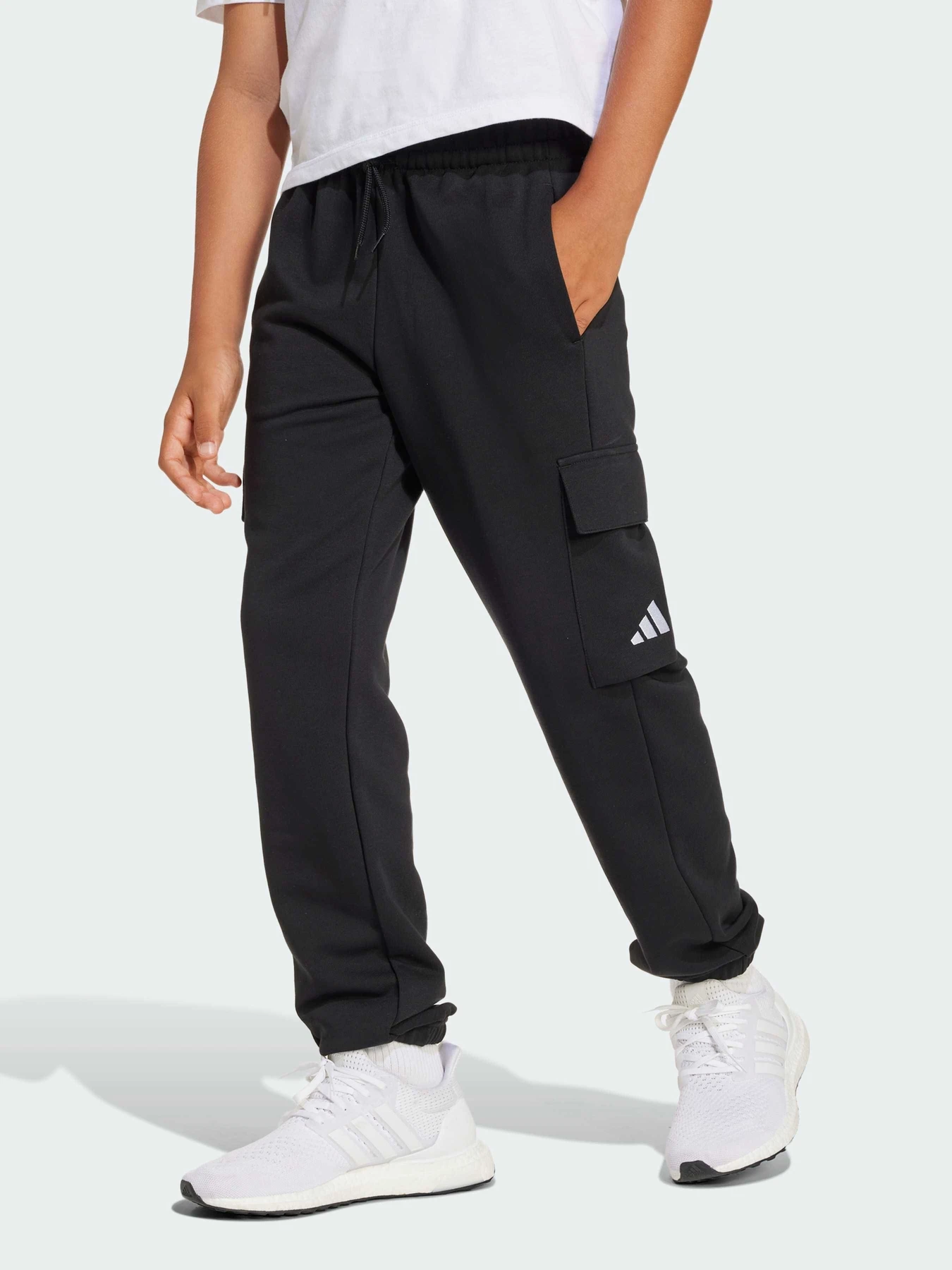 Брюки Adidas Adidas Essentials модель JC9762 Брюки Adidas Adidas Essentials модель JC9762 Фото
