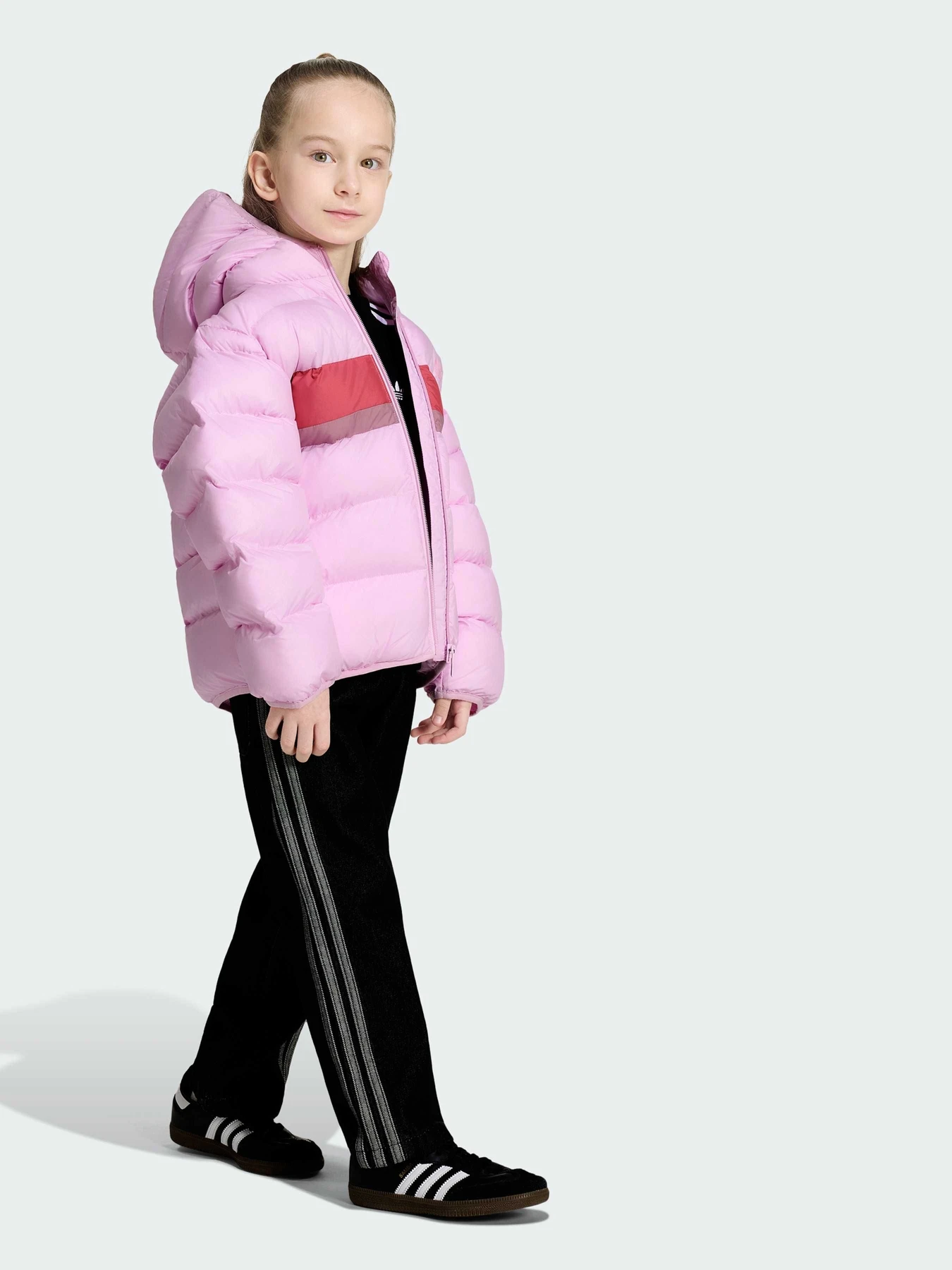 Куртки и дубленки Adidas модель KS1714 Фото