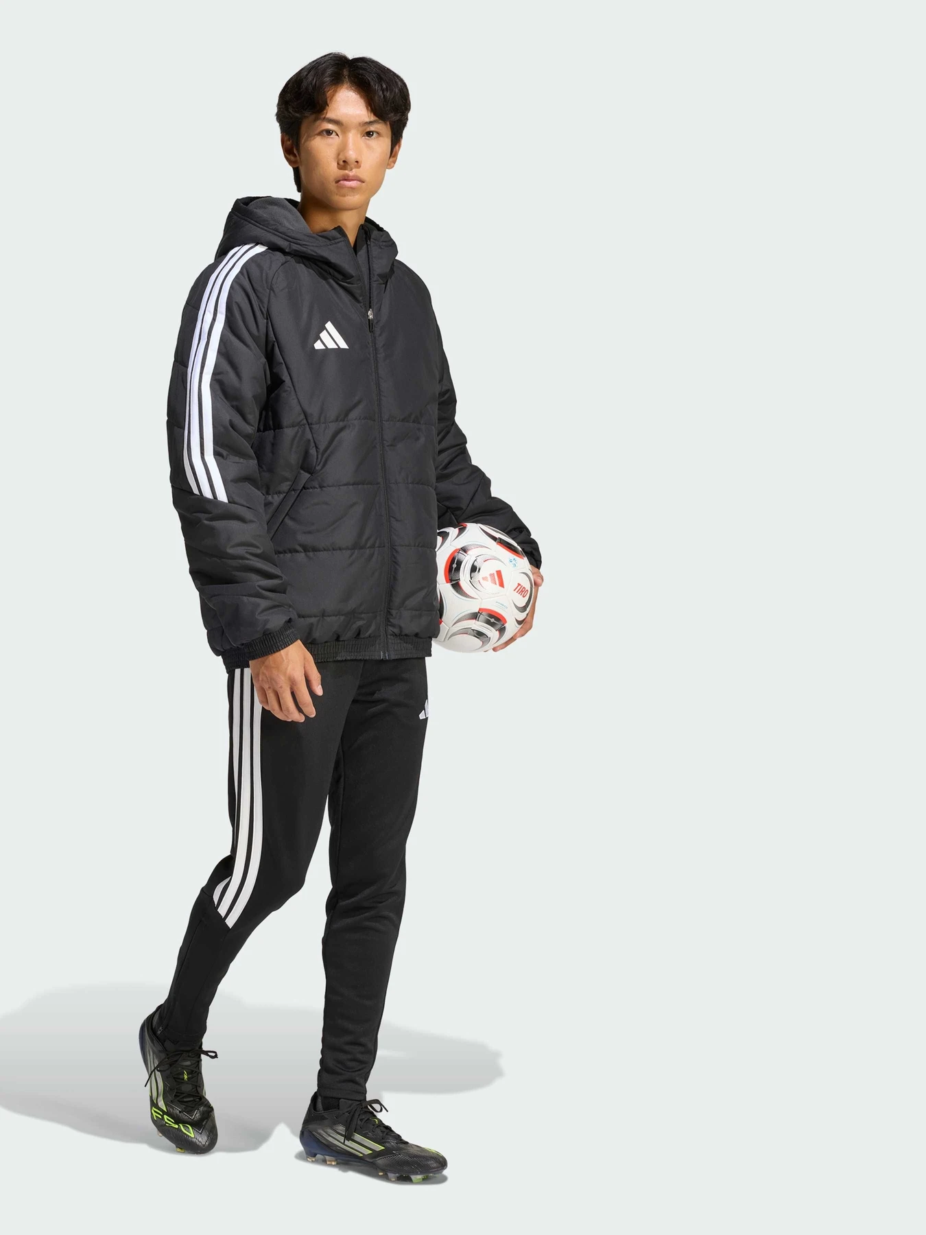 Куртки и дубленки Adidas Tiro модель JZ4109 Фото