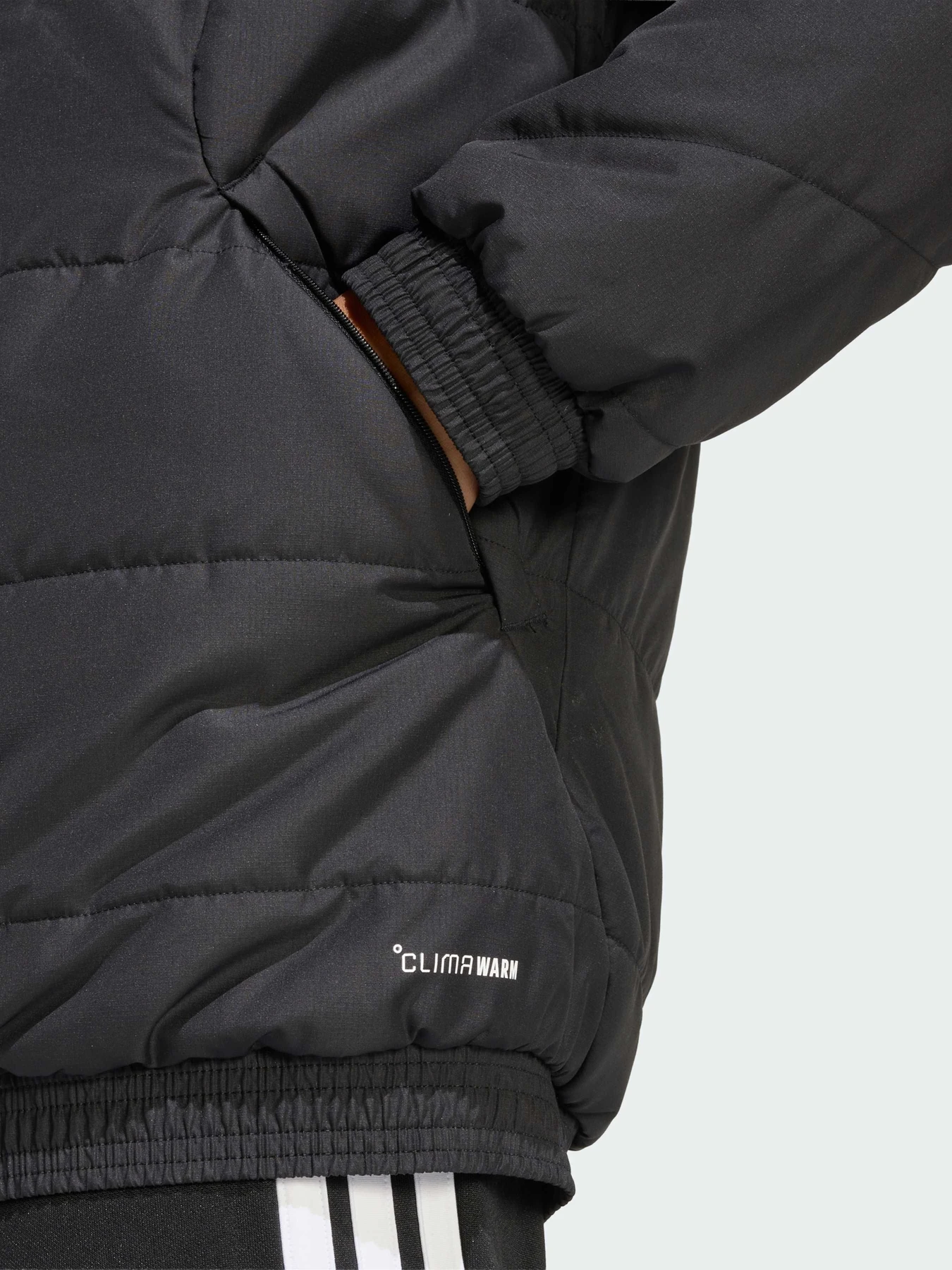 Куртки и дубленки Adidas Tiro модель JZ4109 Фото