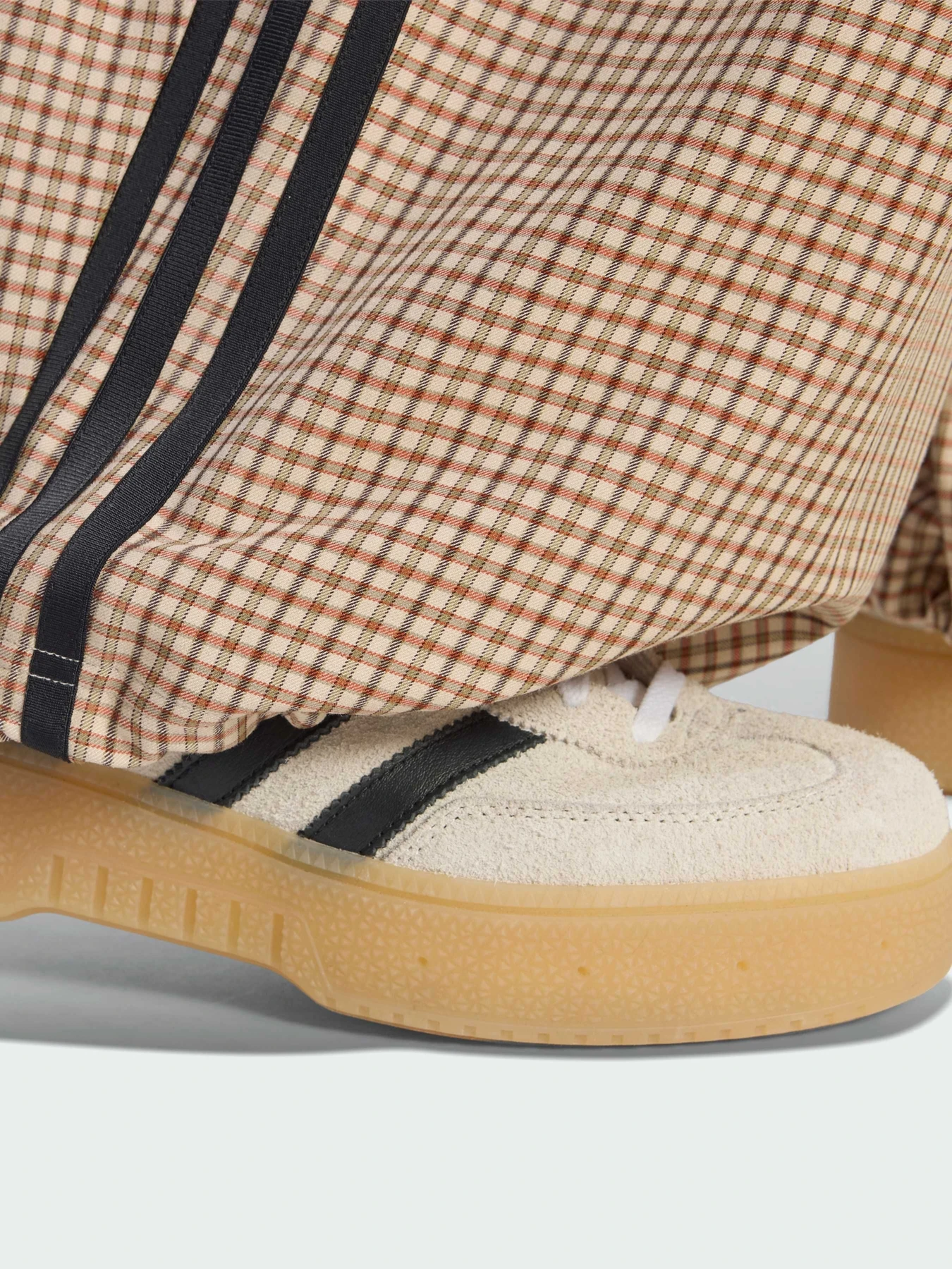Брюки Adidas модель LE8309 Брюки Adidas модель LE8309 Фото