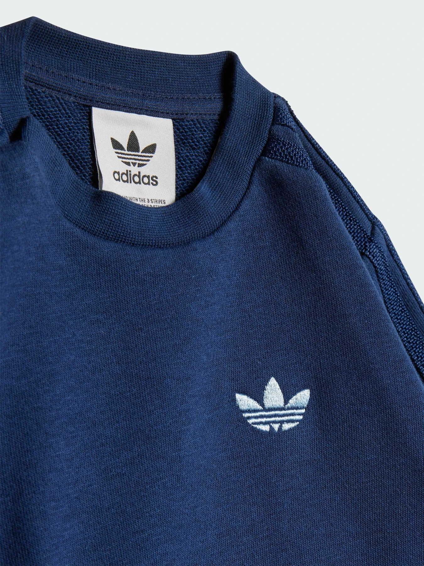 Костюми Adidas модель JD5826 Костюми Adidas модель JD5826 Фото