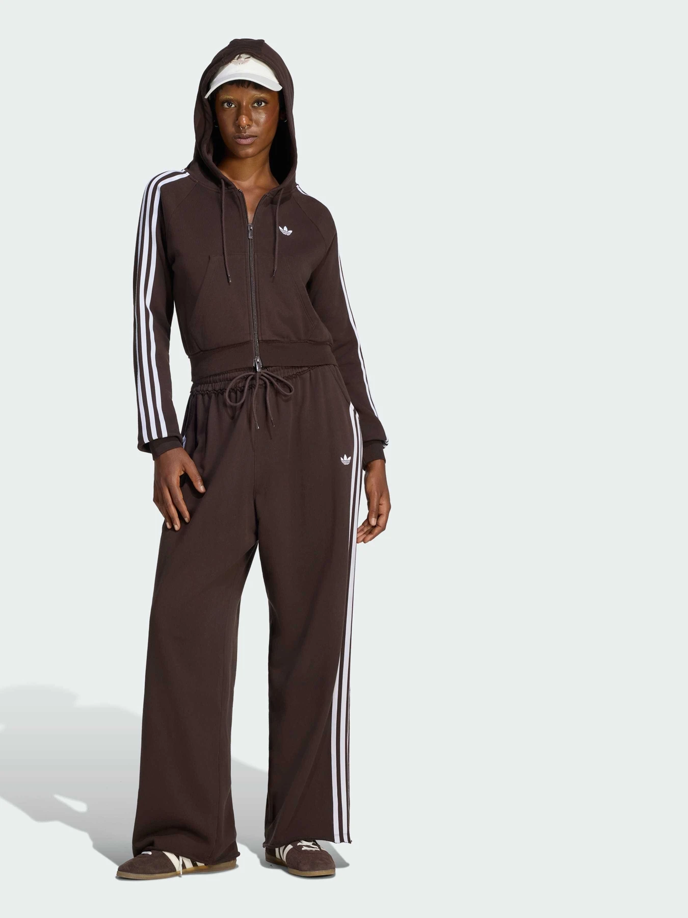 Худі та світшоти Adidas Graphics модель LE8320 Худі та світшоти Adidas Graphics модель LE8320 Фото