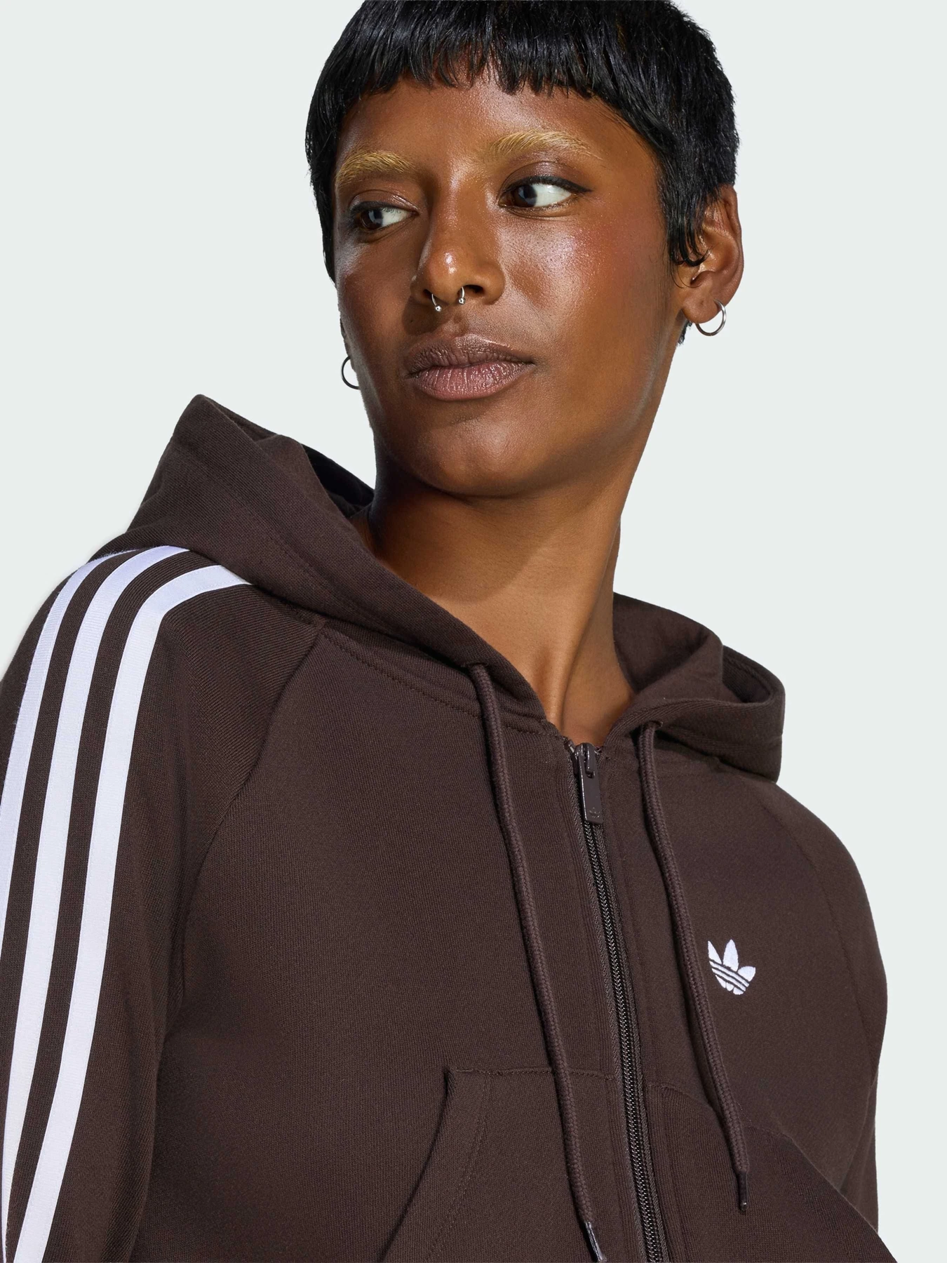 Худі та світшоти Adidas Graphics модель LE8320 Худі та світшоти Adidas Graphics модель LE8320 Фото
