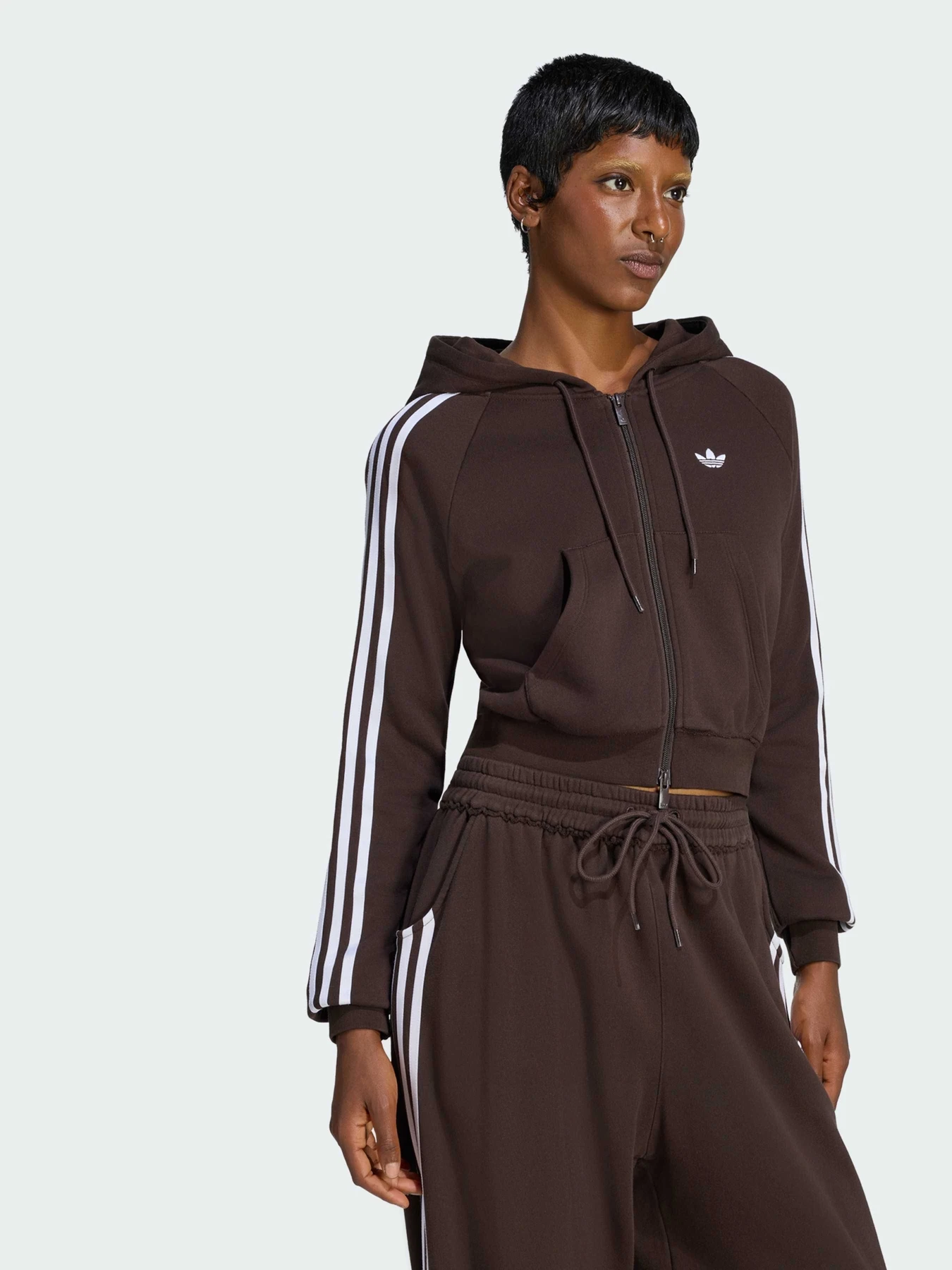 Худі та світшоти Adidas Graphics модель LE8320 Худі та світшоти Adidas Graphics модель LE8320 Фото