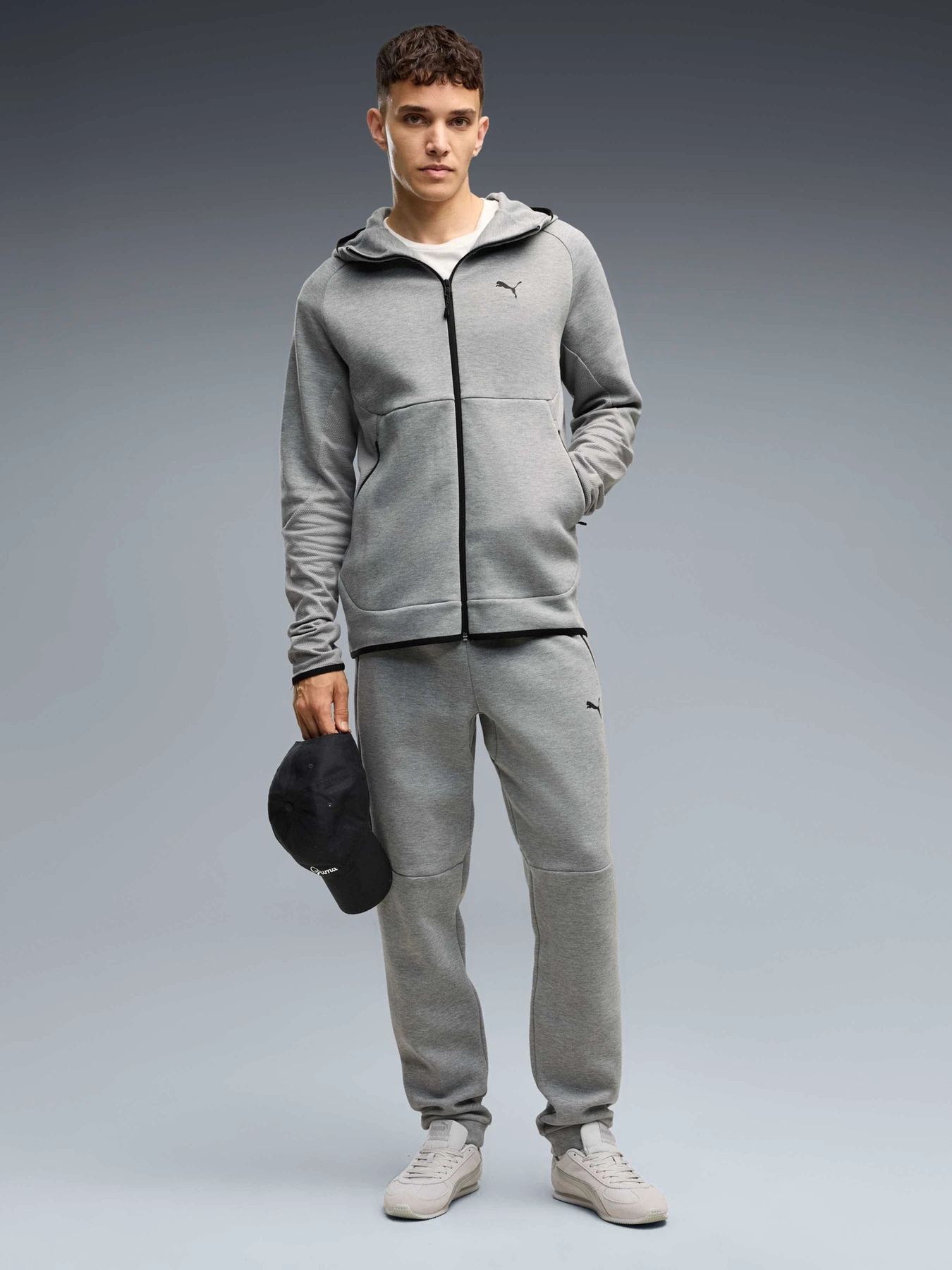 Штани PUMA Tech Pants модель 693952 Штани PUMA Tech Pants модель 693952 Фото