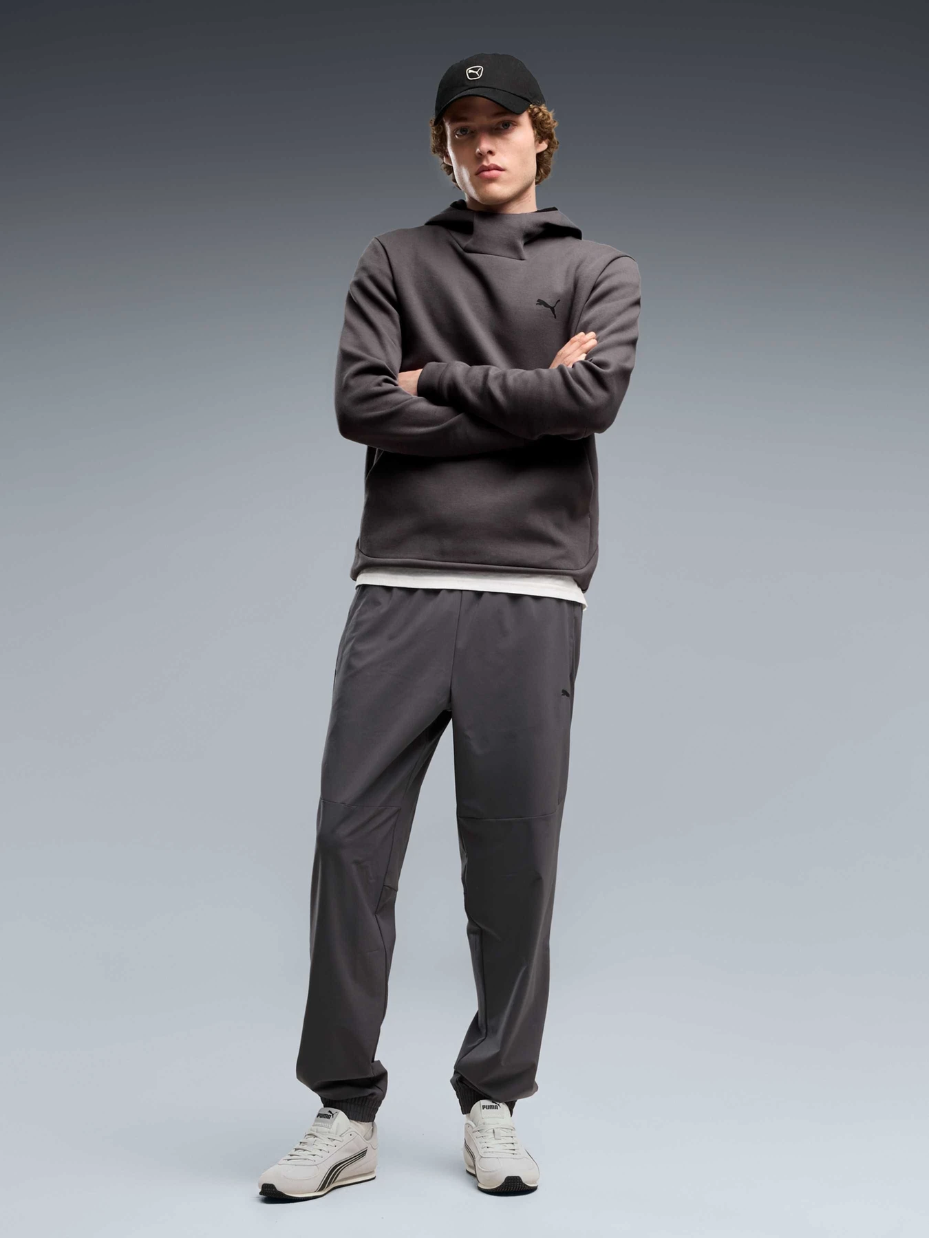 Брюки PUMA Tech Woven Pants модель 693954 Фото