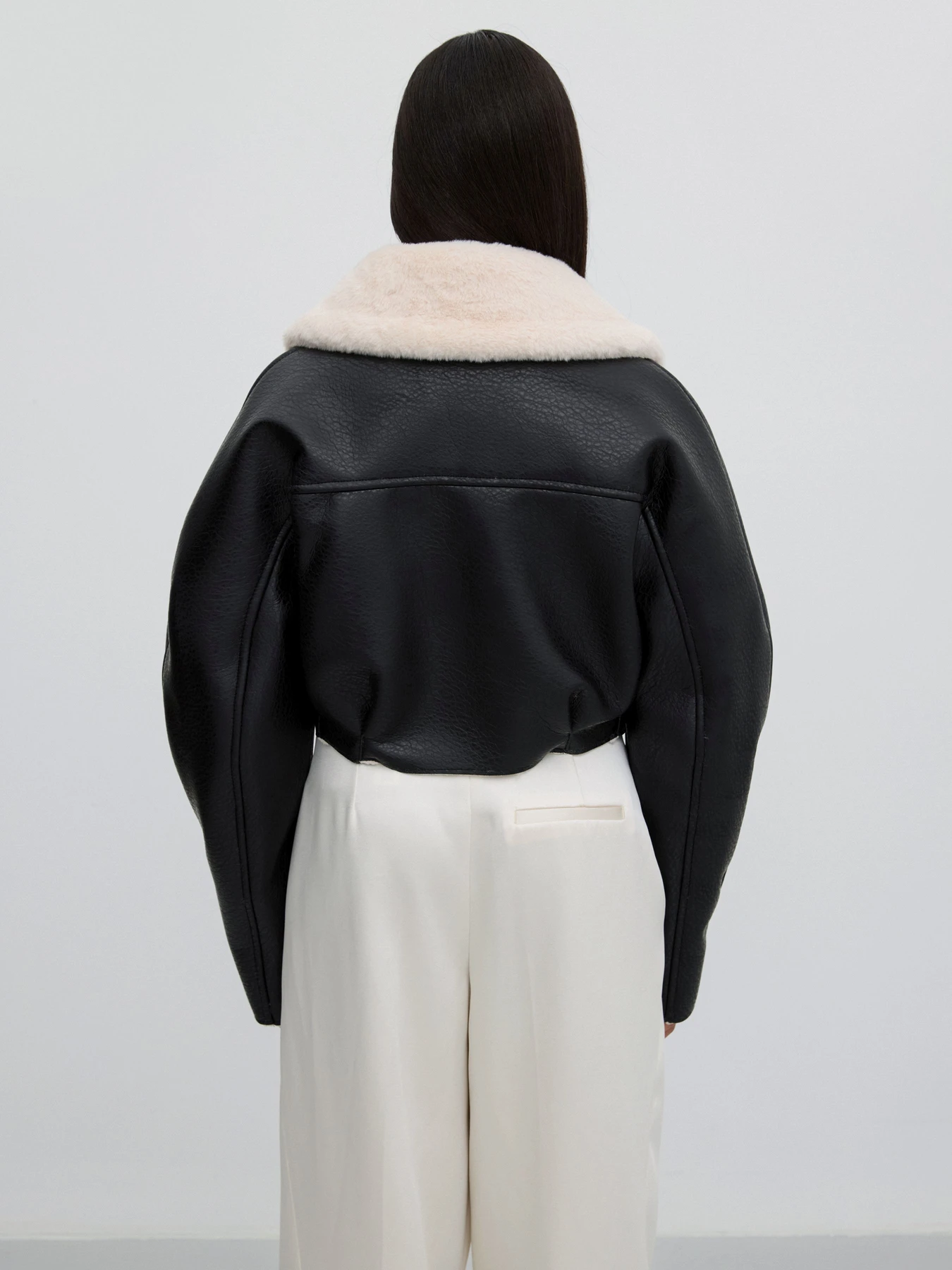 Куртки та дублянки Estro модель 481-2801 Фото