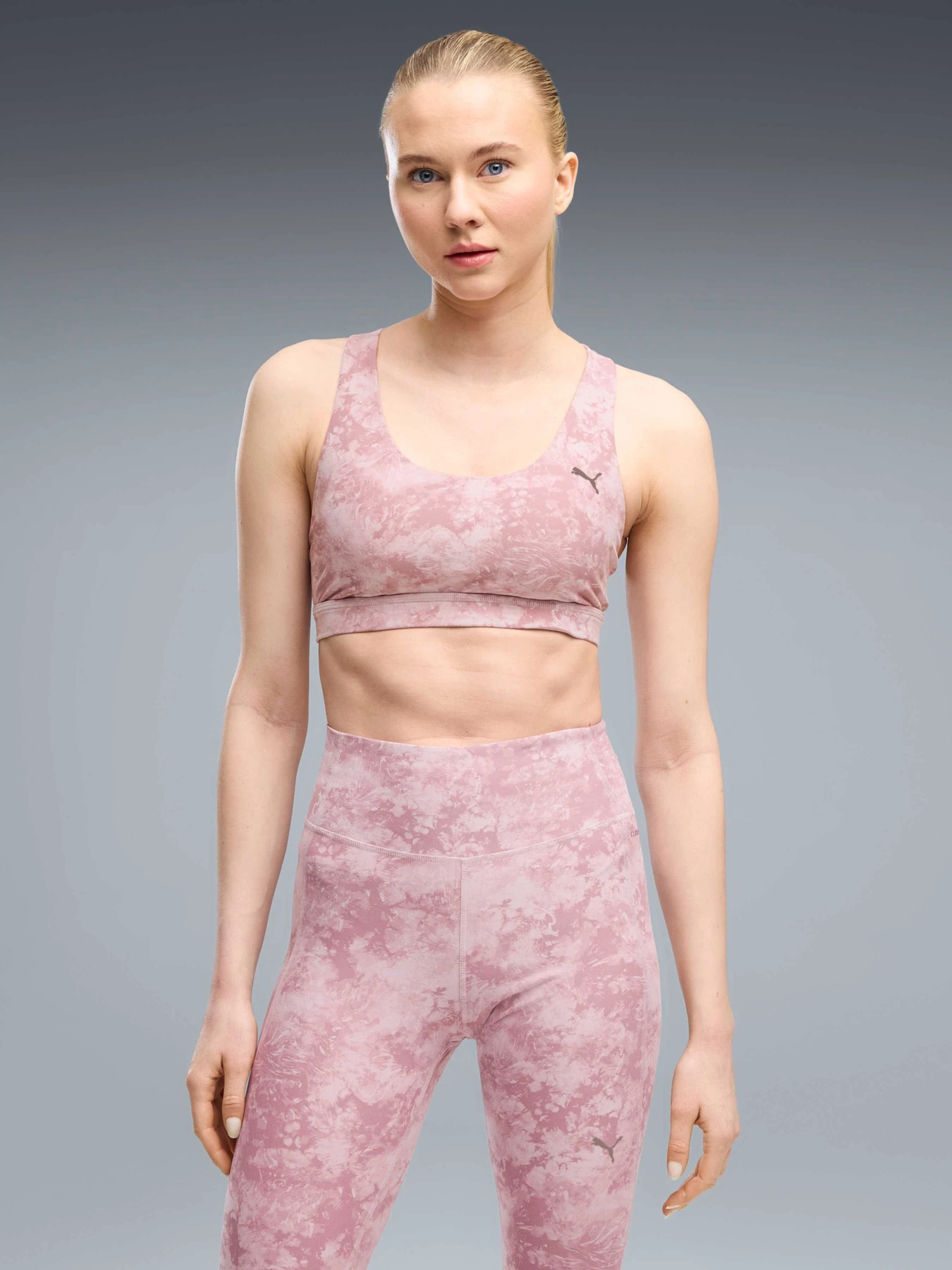 Футболки і поло PUMA Cloudspun Bra Aop - Mid модель 529155 Футболки і поло PUMA Cloudspun Bra Aop - Mid модель 529155 Фото