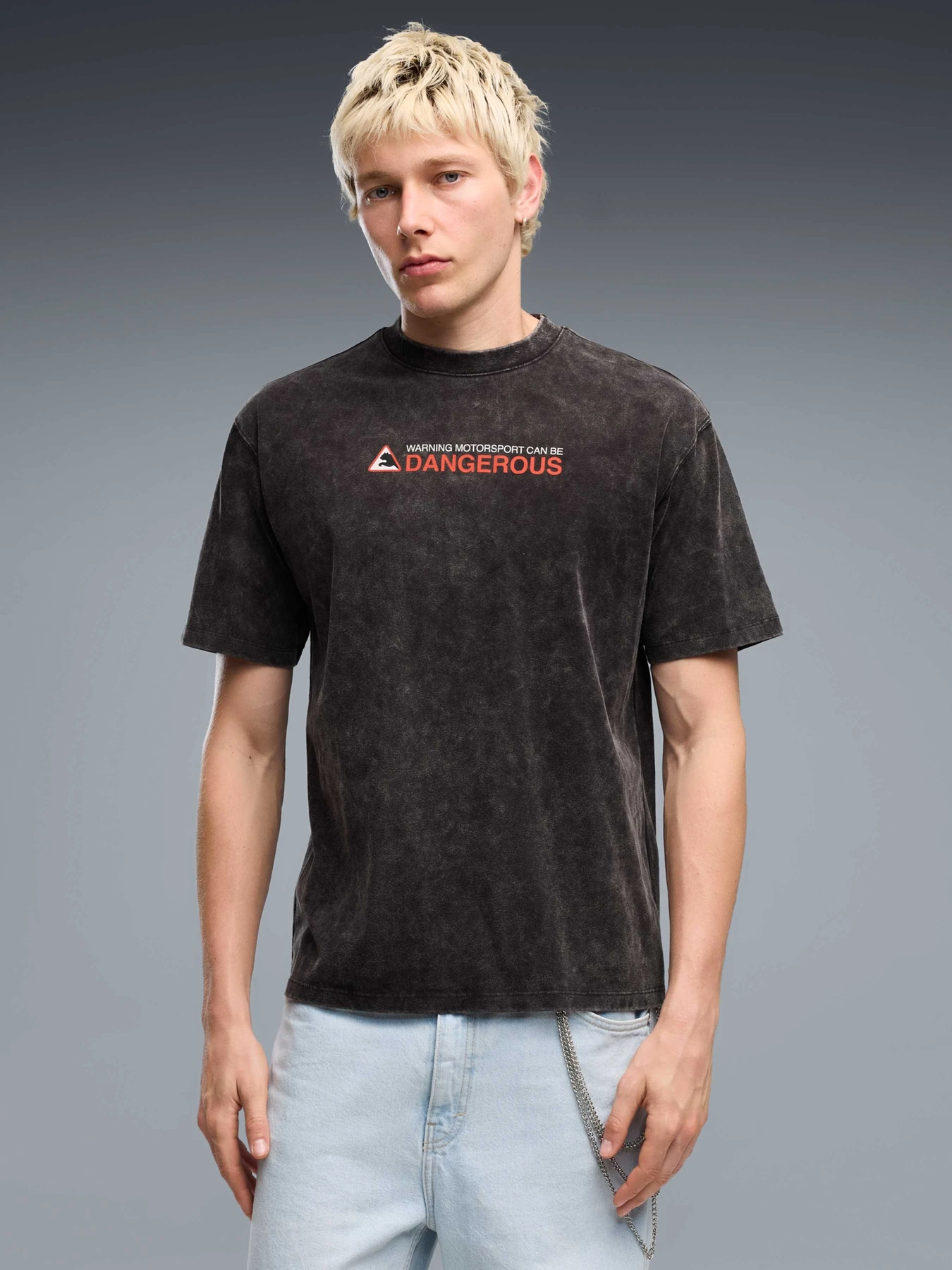 Футболки і поло PUMA Graphic Tee модель 637291 Футболки і поло PUMA Graphic Tee модель 637291 Фото