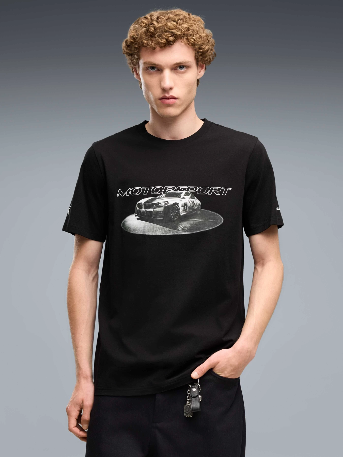 Футболки і поло PUMA Bmw Mms Ess Graphic Tee модель 637188 Фото