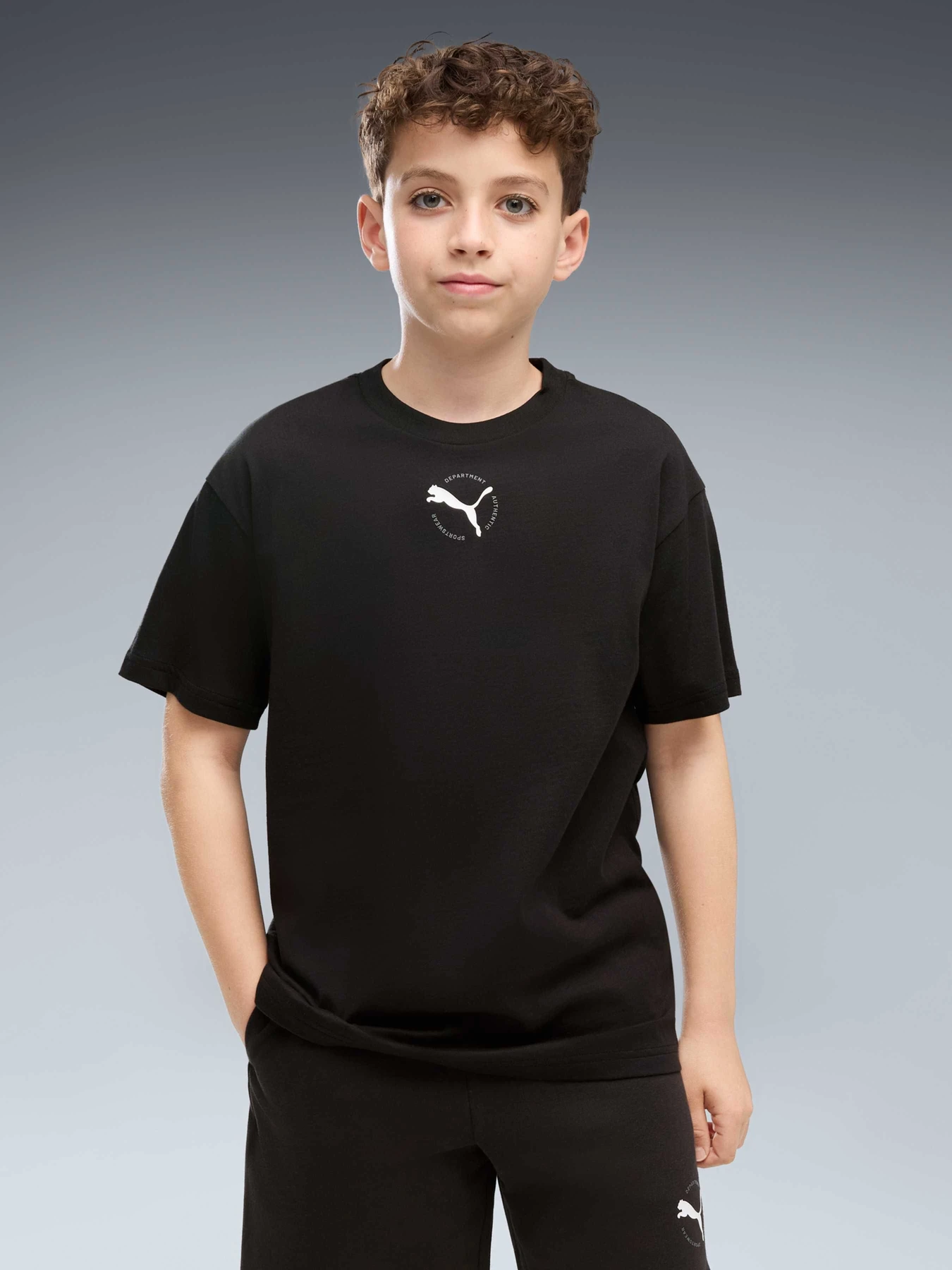 Футболки и поло PUMA Sport Graphic Tee модель 694819 Футболки и поло PUMA Sport Graphic Tee модель 694819 Фото