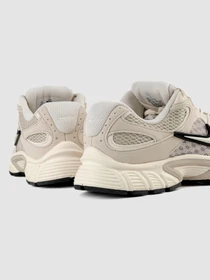 Кроссовки NIKE V5 Rnr модель II6294-100 Фото