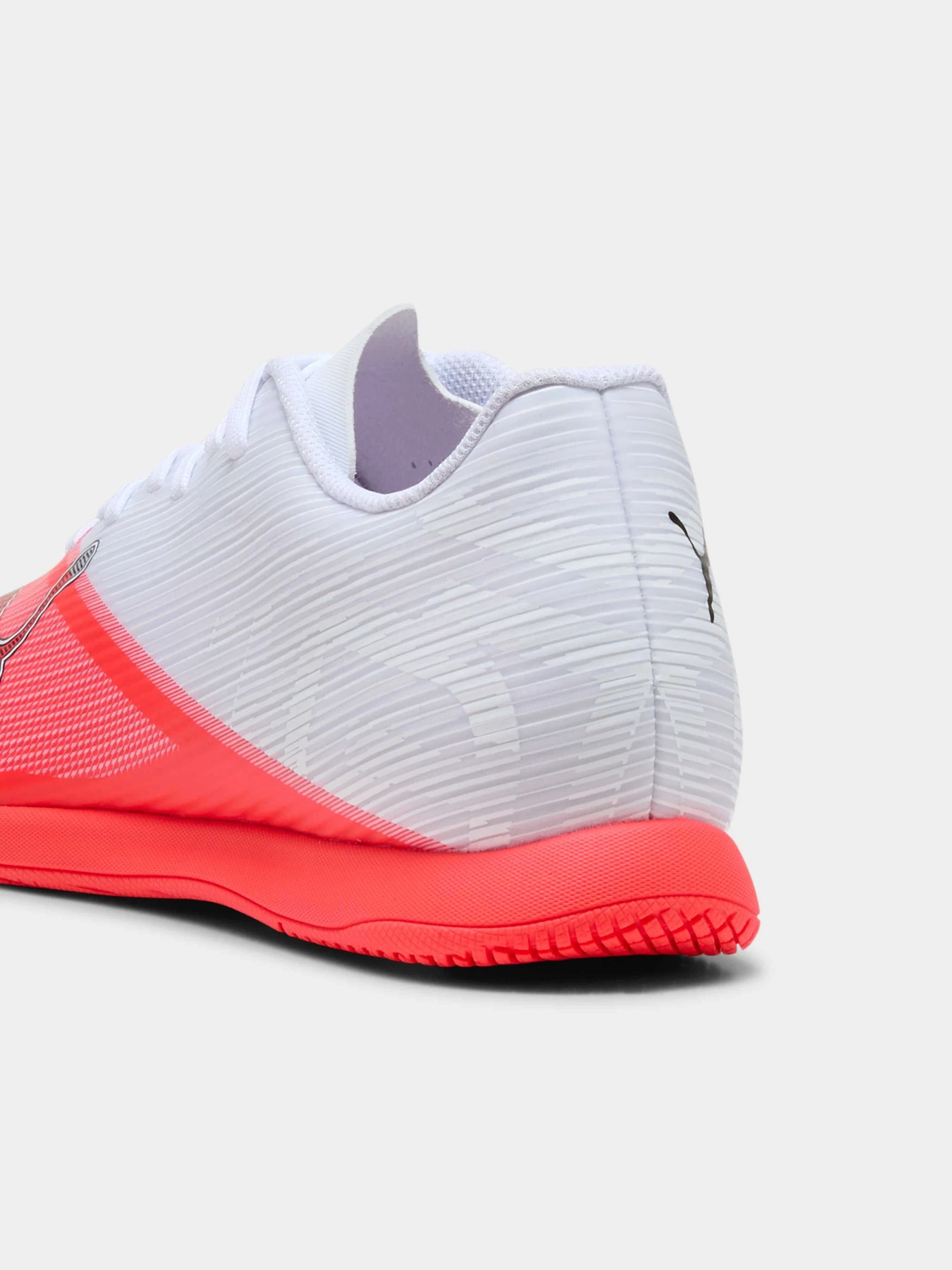 Кросівки PUMA Ultra 7 Play It модель 109153 Фото