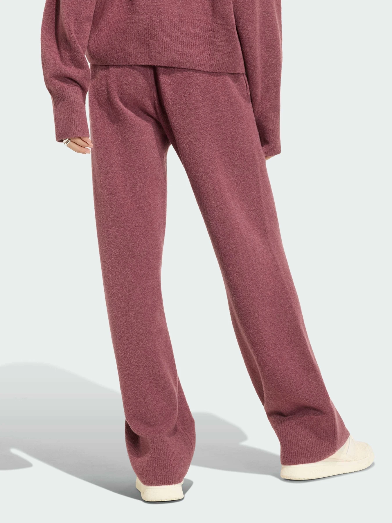 Штани Adidas Adidas Essentials модель IA4436 Штани Adidas Adidas Essentials модель IA4436 Фото