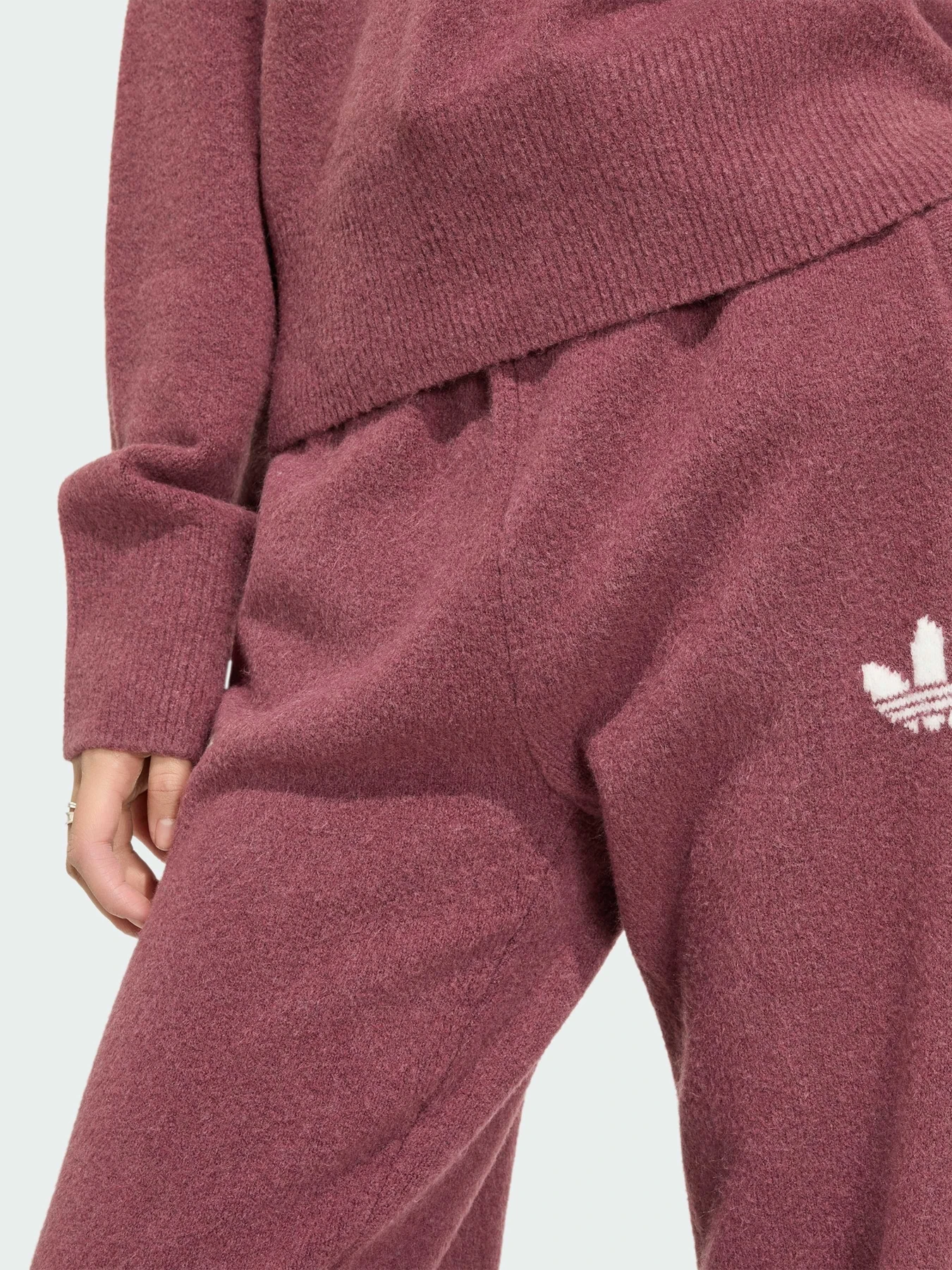 Штани Adidas Adidas Essentials модель IA4436 Штани Adidas Adidas Essentials модель IA4436 Фото
