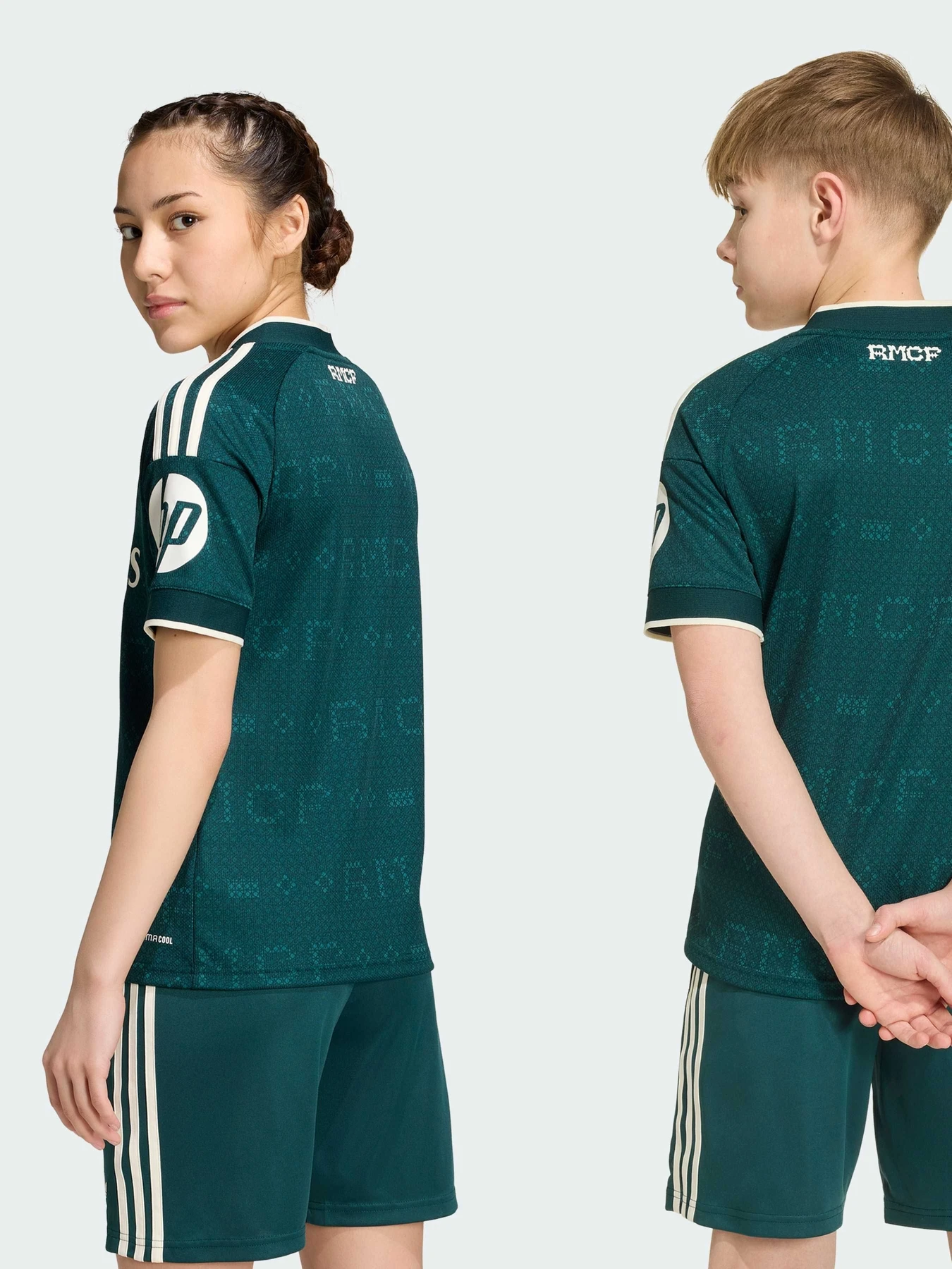 Футболки і поло Adidas модель KC3991 Футболки і поло Adidas модель KC3991 Фото