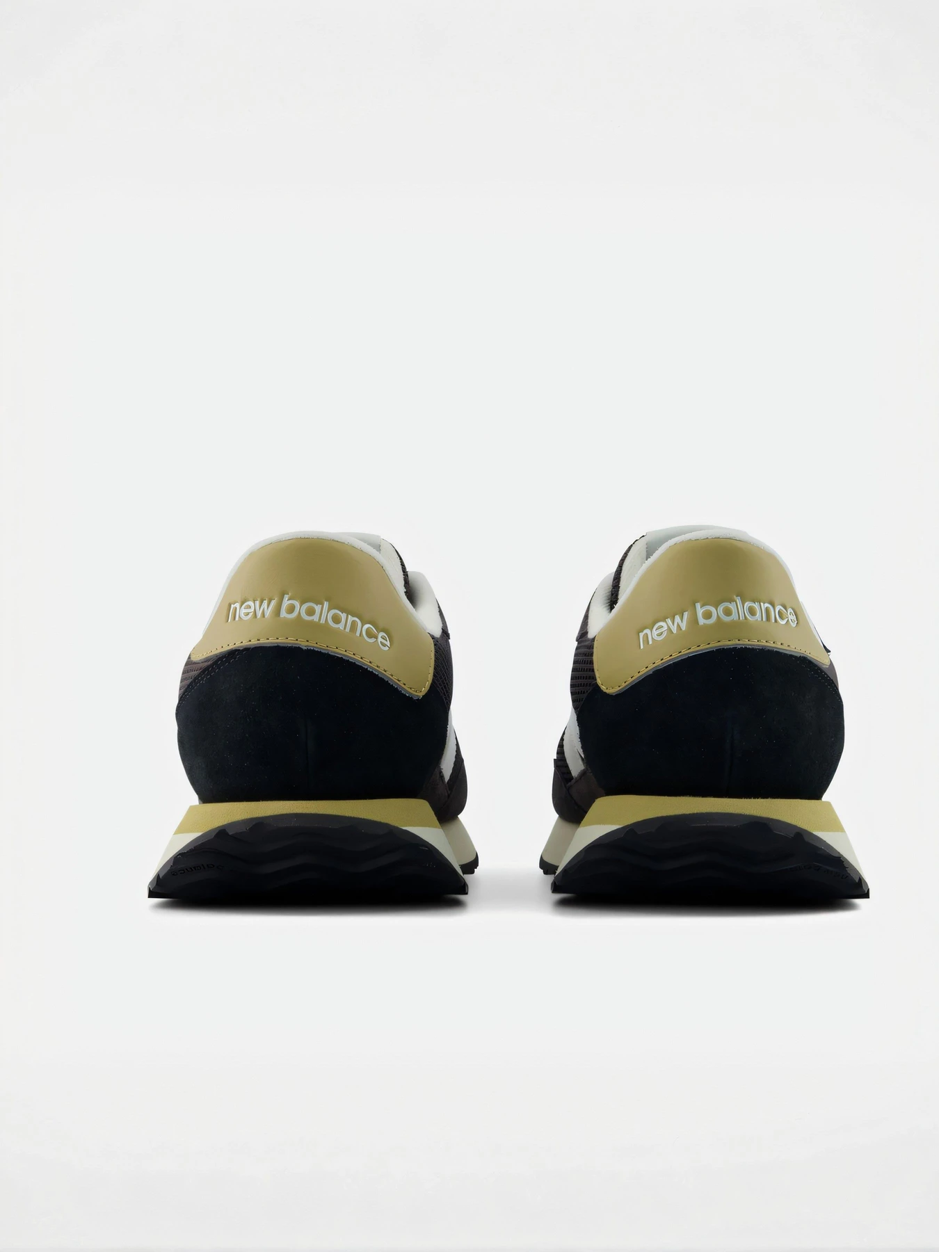 Кроссовки New Balance модель M2375RS Фото