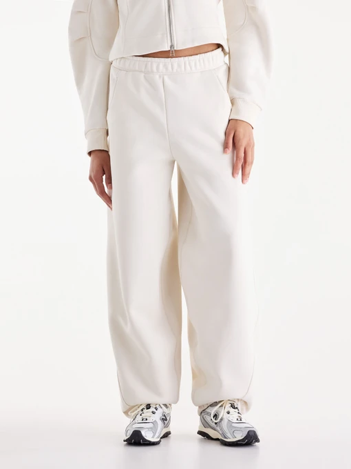 Брюки New Balance Athletics Crafted Fleece модель WB62L0NLLIN Фото